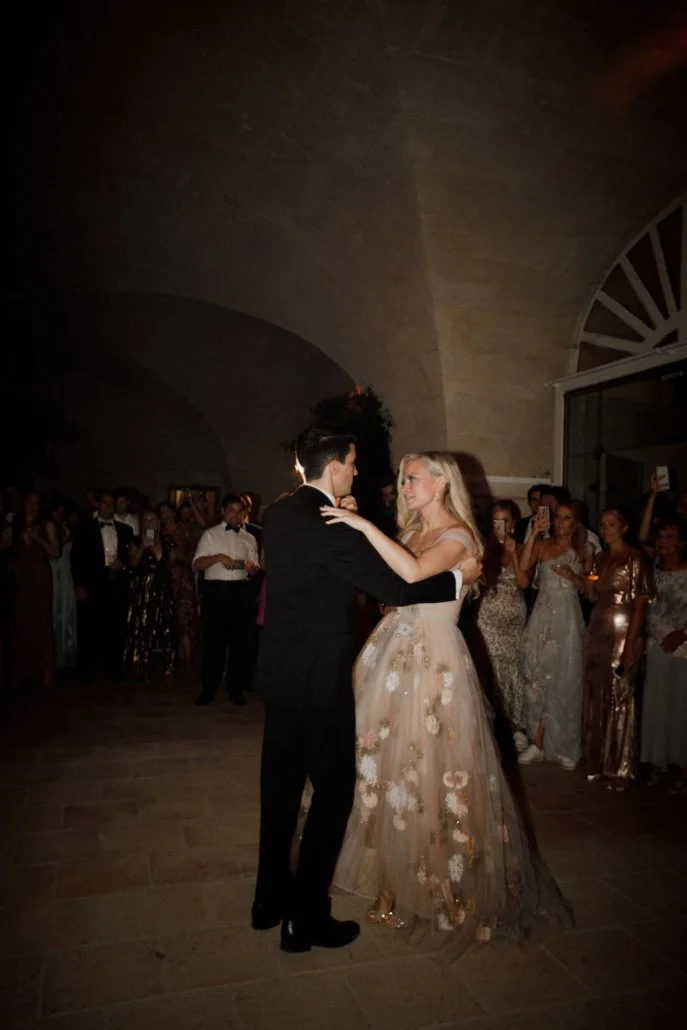 first-dance-french-wedding-687x1030.jpg