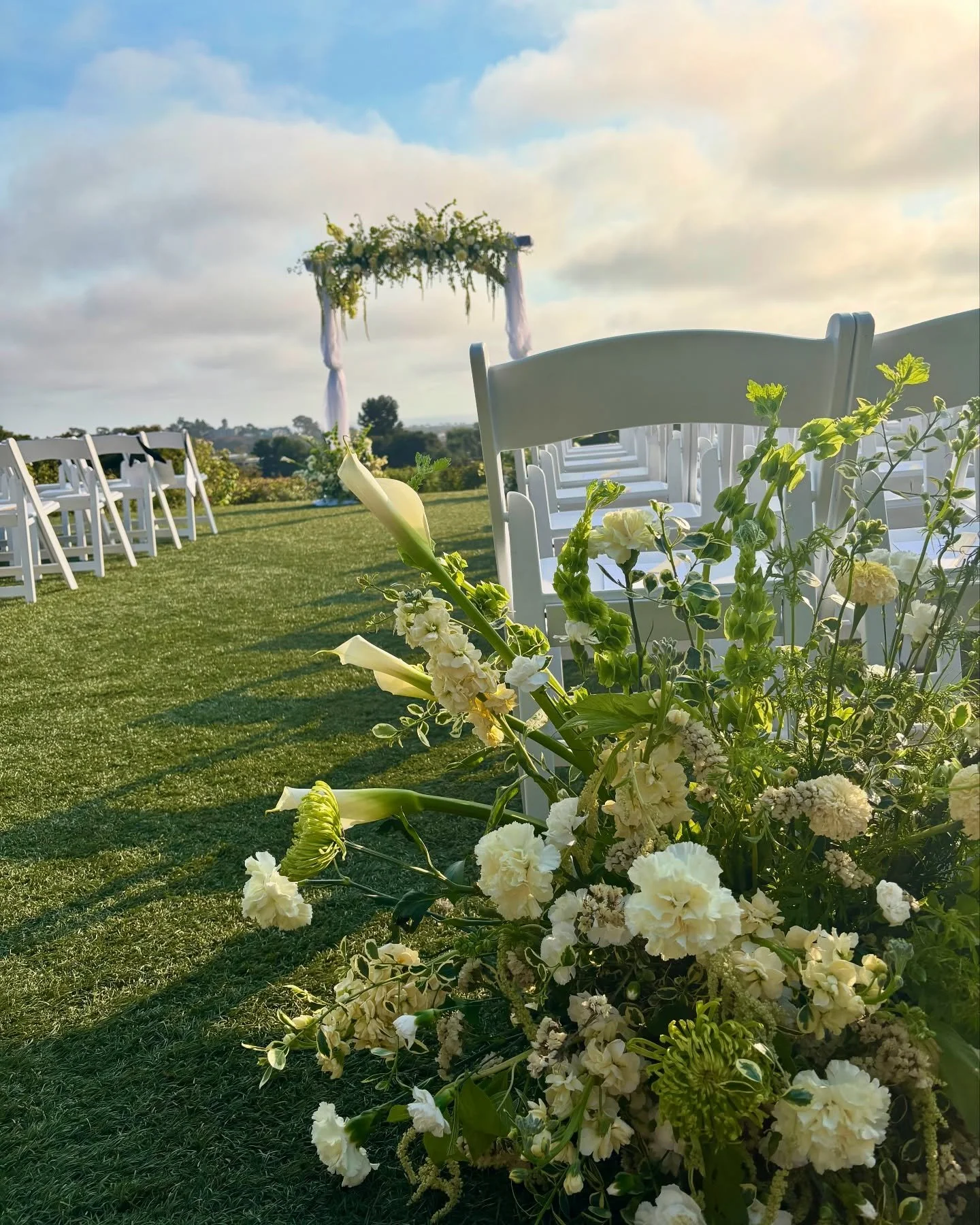 Wishing Sydney and Matt happiness as they begin their new journey together. Congratulations @weddingsatthecrossings