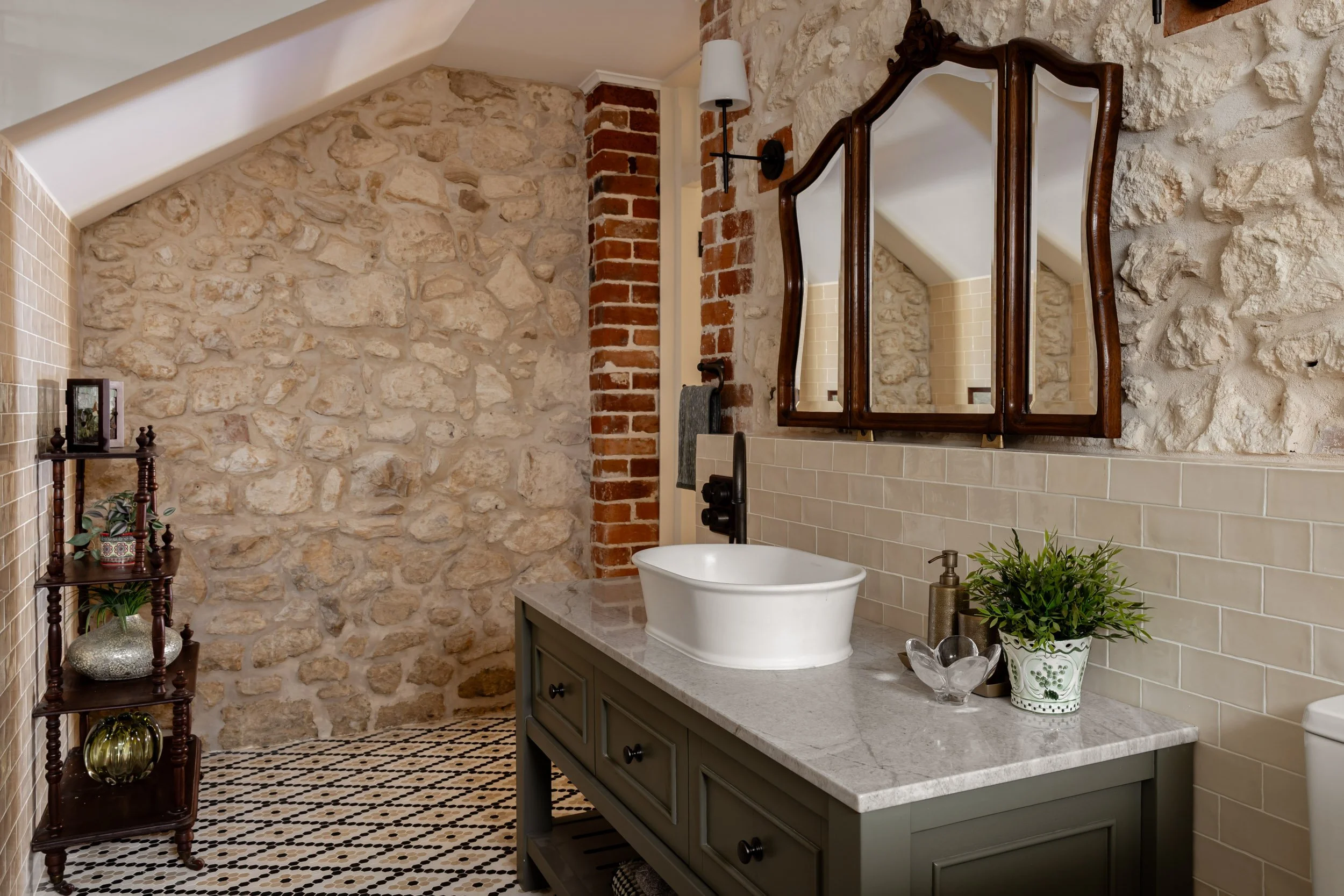 29 Arundel WEB SIZE-6.jpg