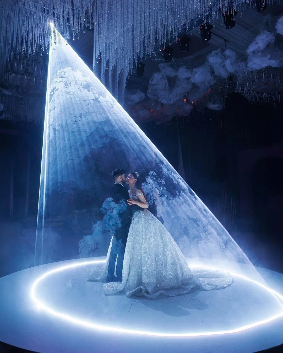 First dance halo