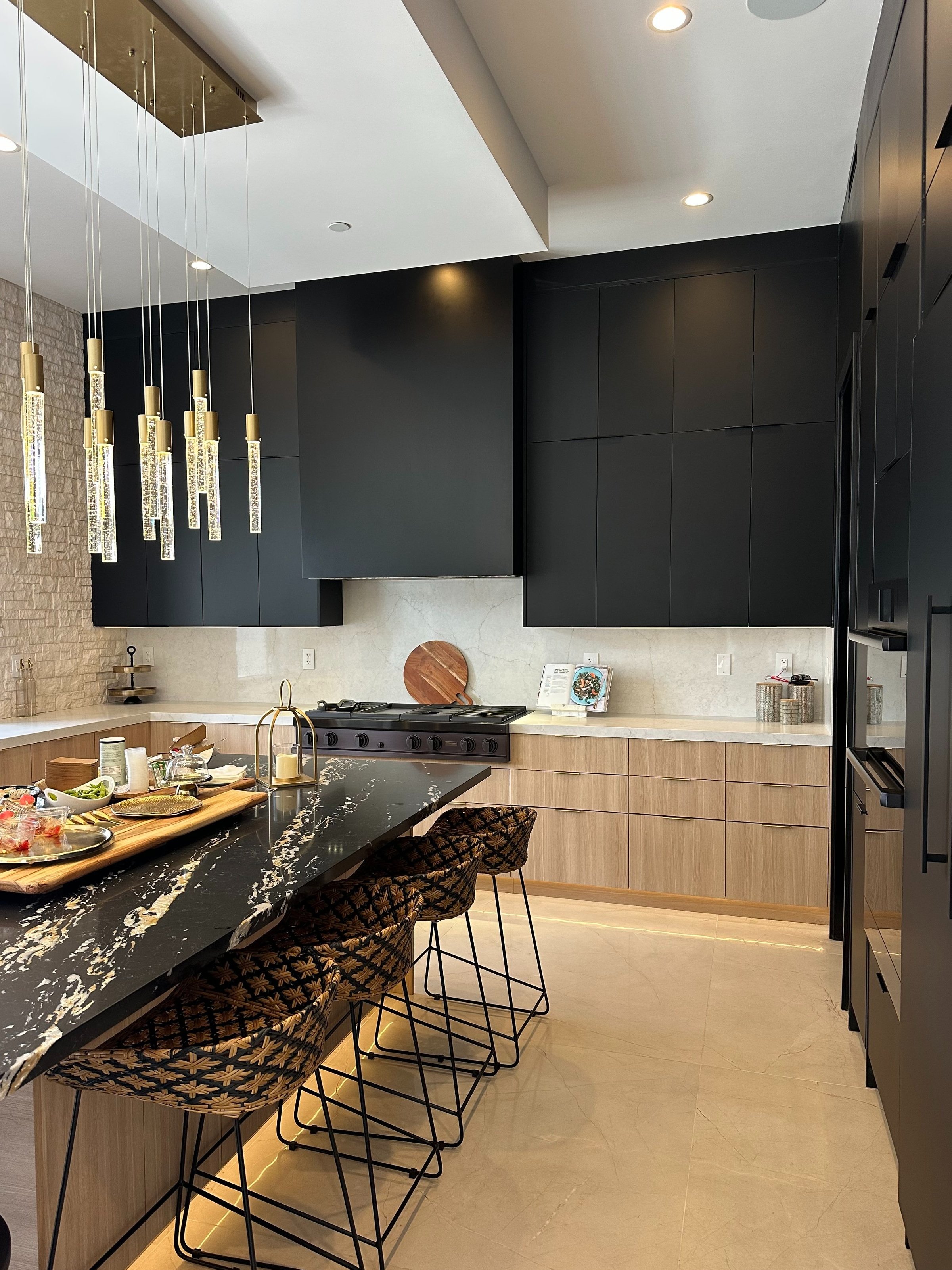 Can You Hold Open Houses While in Escrow?