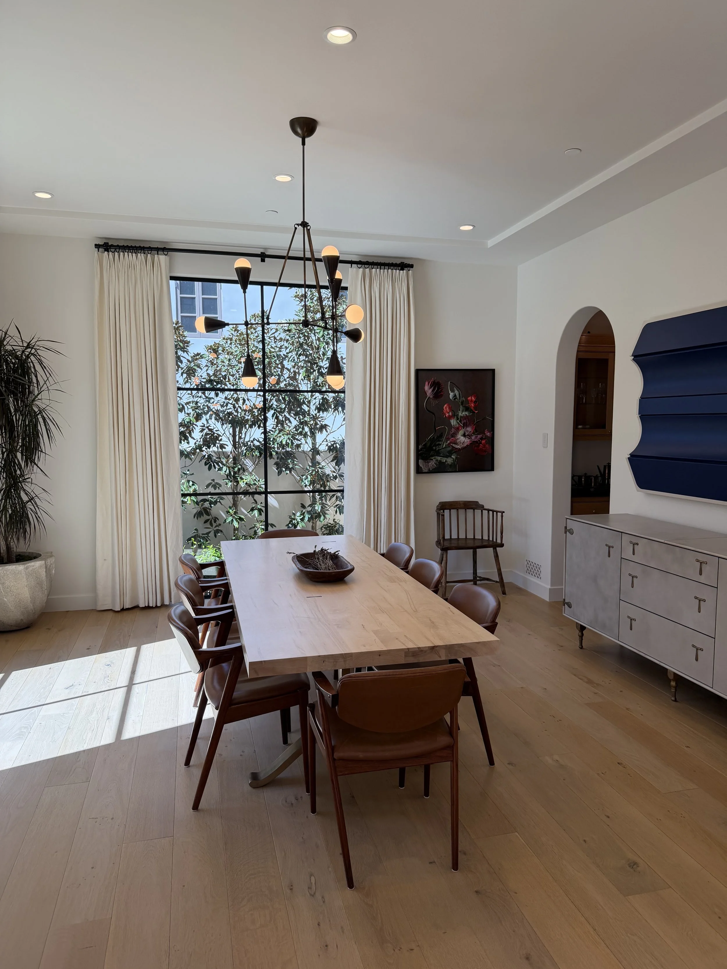 The Most Sophisticated Hardwood Floors and Cabinet Woods Used in Luxury Homes