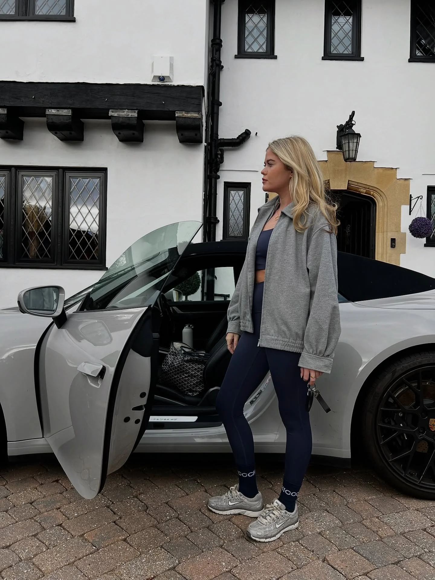 Effortless days made easy 💙 The GGCHI navy set + socks is your go-to for comfort, confidence and contour. It flatters, it matches every grey in your wardrobe, and it takes the &lsquo;what to wear&rsquo; stress off your mind so you can just get on wi