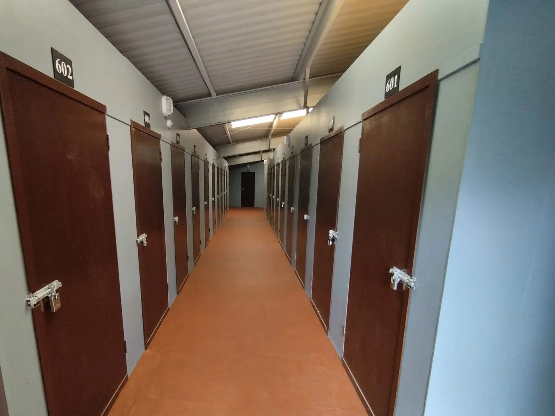 picture of units upstairs at lockaway storage