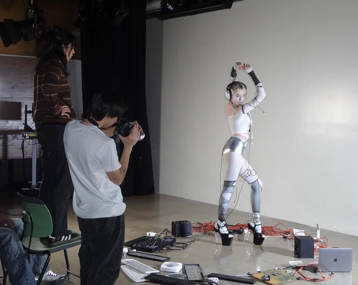 A little BTS for smth coming soon 🩵

CD &amp; styling: @mosquitoeyes 
Styling assist: @sumethedrine 
📸📷📹 @thomas.cruz._  @steph.ramirez__ 
BTS photos also by @mosquitoeyes