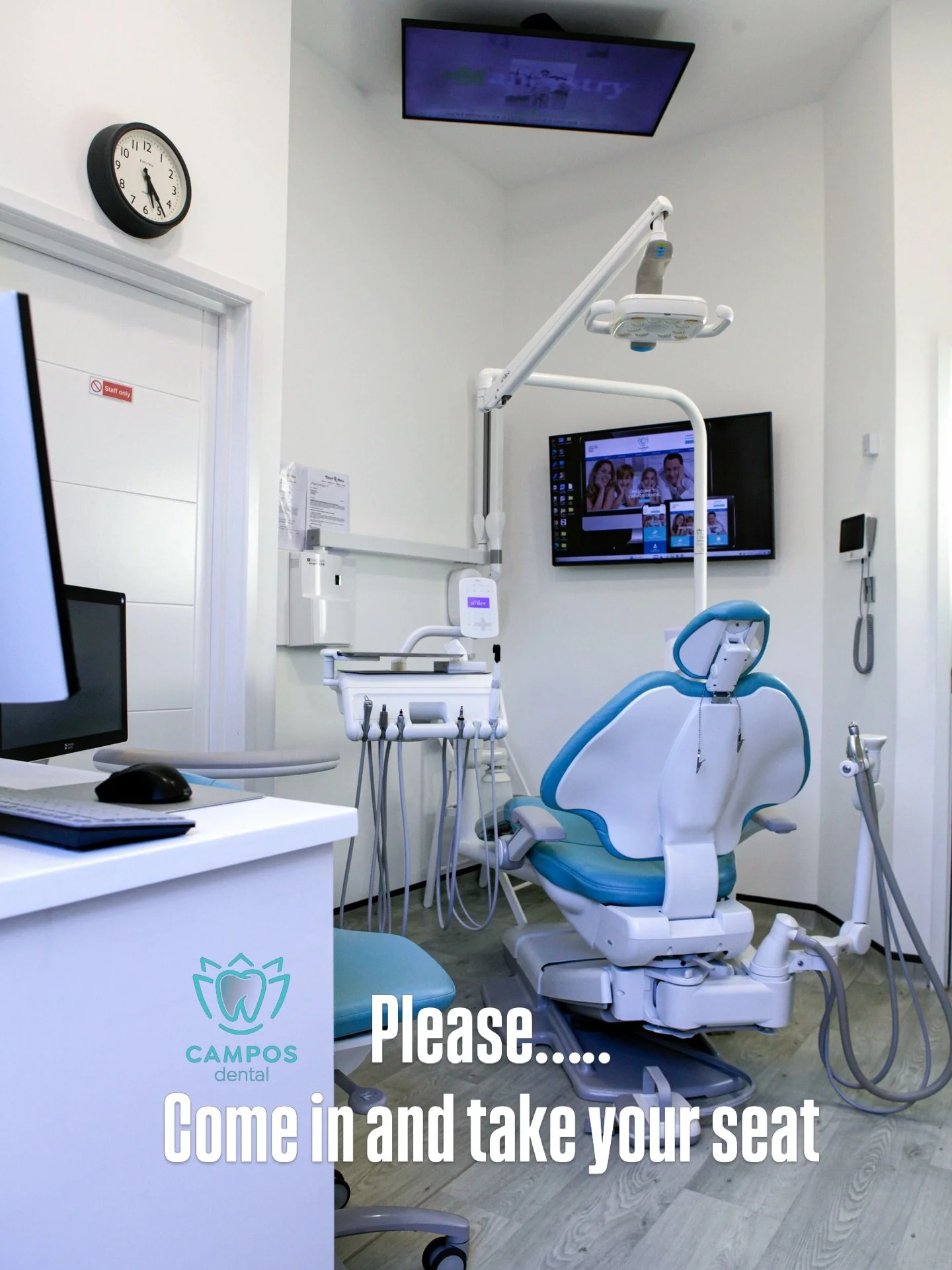 Convenient care for every smile in Edgware.

Step into our modern, state-of-the-art surgery designed with your comfort in mind. Whether you need a routine check-up, specialised treatment, or cosmetic dentistry, our experienced team uses the latest te