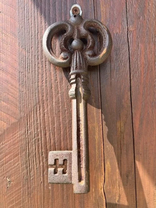 Mithras key 1.jpg