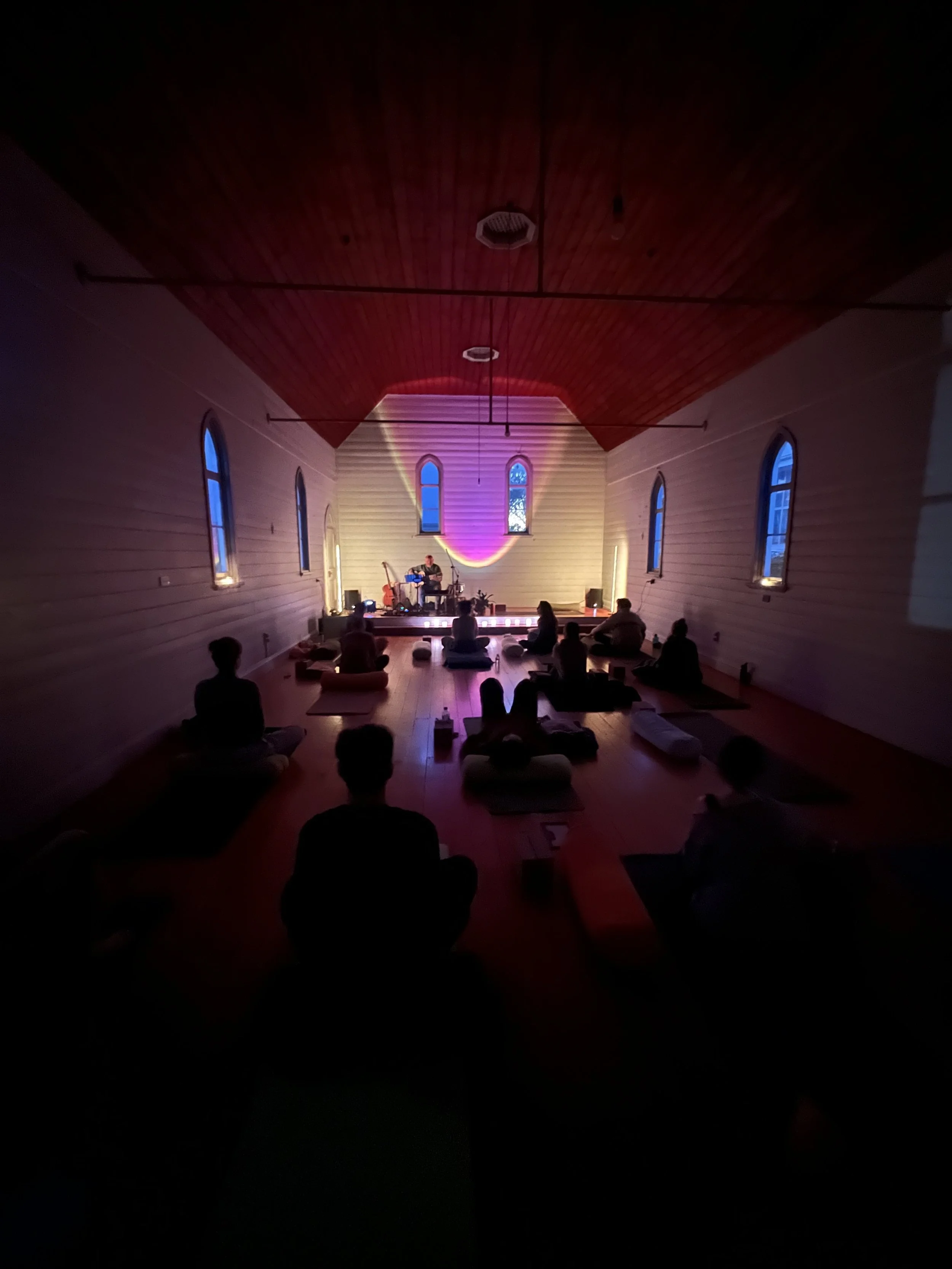 lunar flow :: soundbath