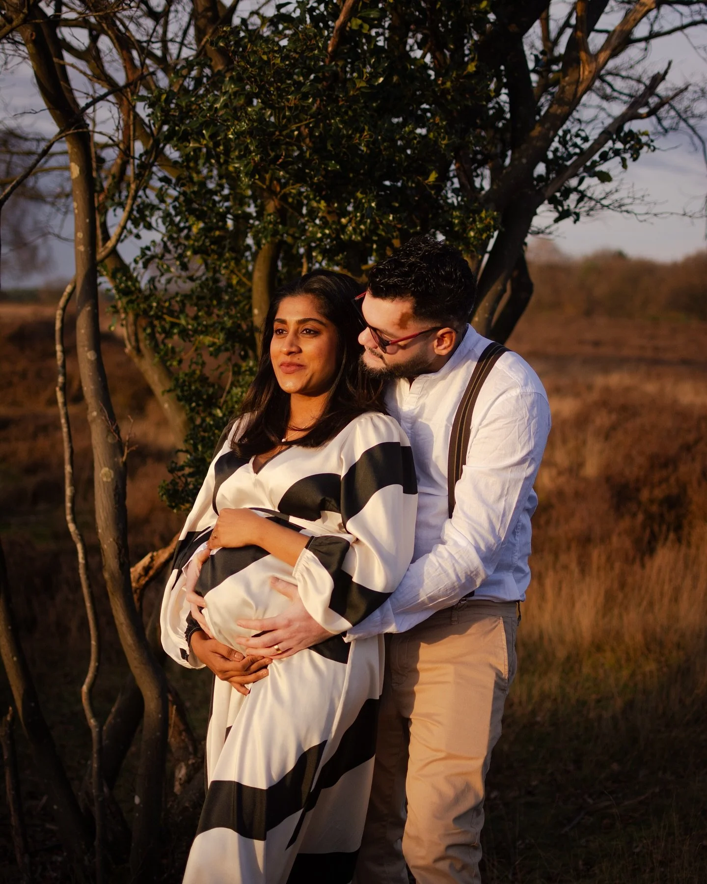 OW WHAT A BUNDLE OF JOY!
-
Paar weken geleden deze shoot gehad met dit prachtig stel die niet kan wachten tot hun kleine meid er is. Het was ontzettend koud, maar de prachtige zonsondergang maakte alles goed.😍
-
-
#pregnancy #zwangerschapsshoot #zwa