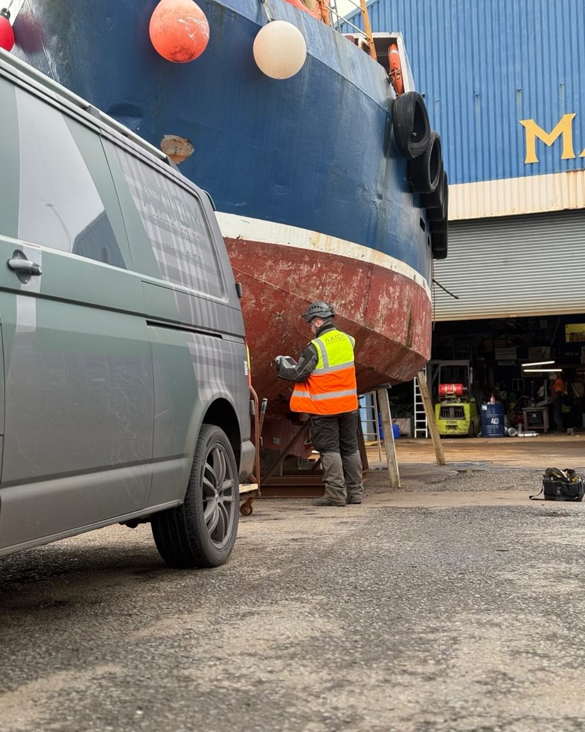 We are delighted to announce an upcoming apprentice opportunity based at our head office in Glasgow. 
 
As an apprentice, you will work alongside experienced technicians and gain invaluable hands-on experience across various projects and industries. 