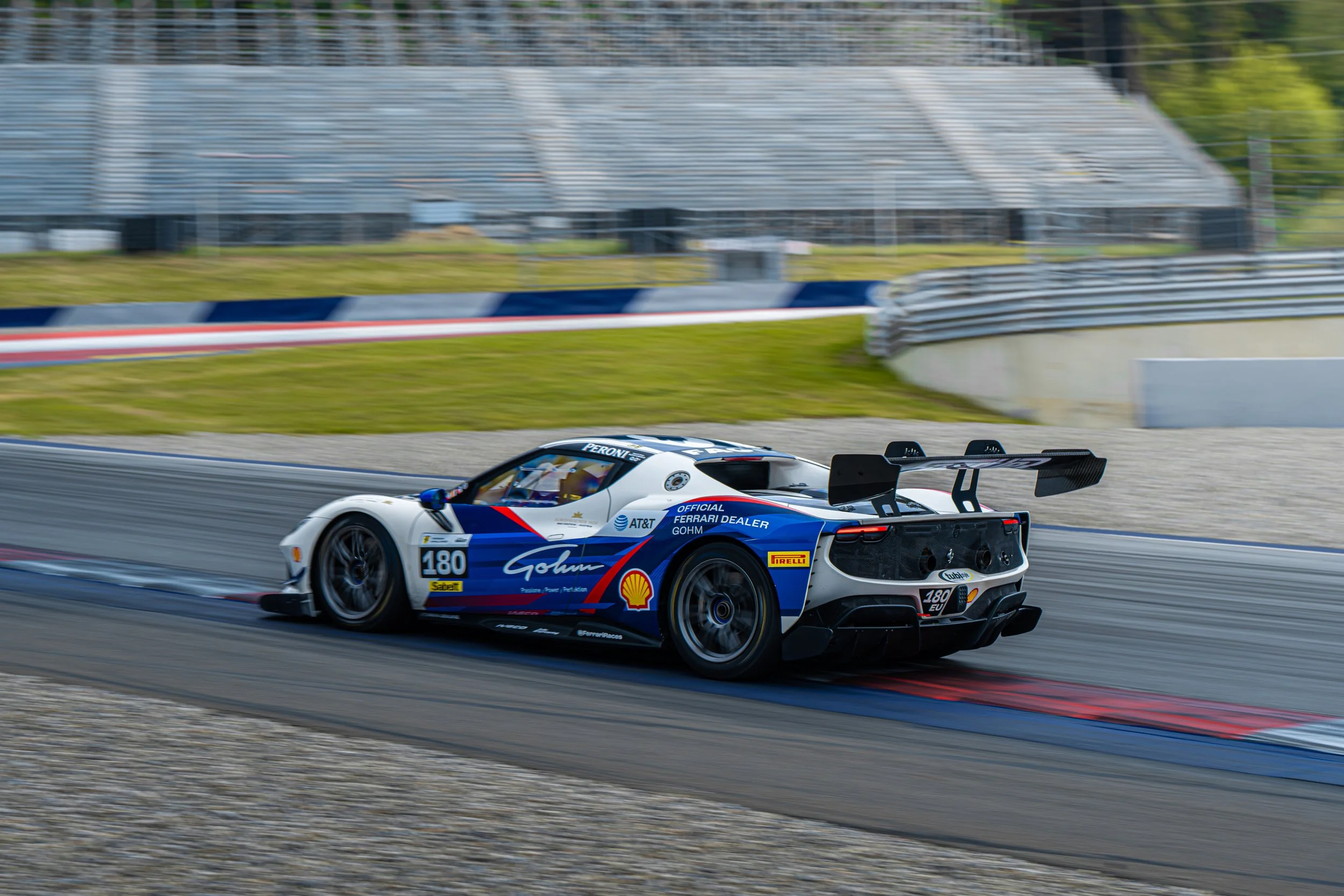 Ferrari-Challenge-6.jpg
