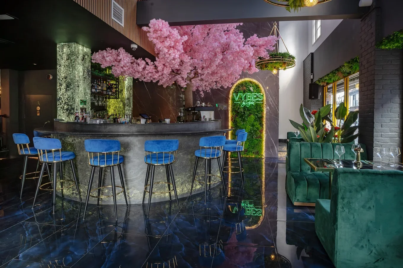 1727 Vybes (Orpington)