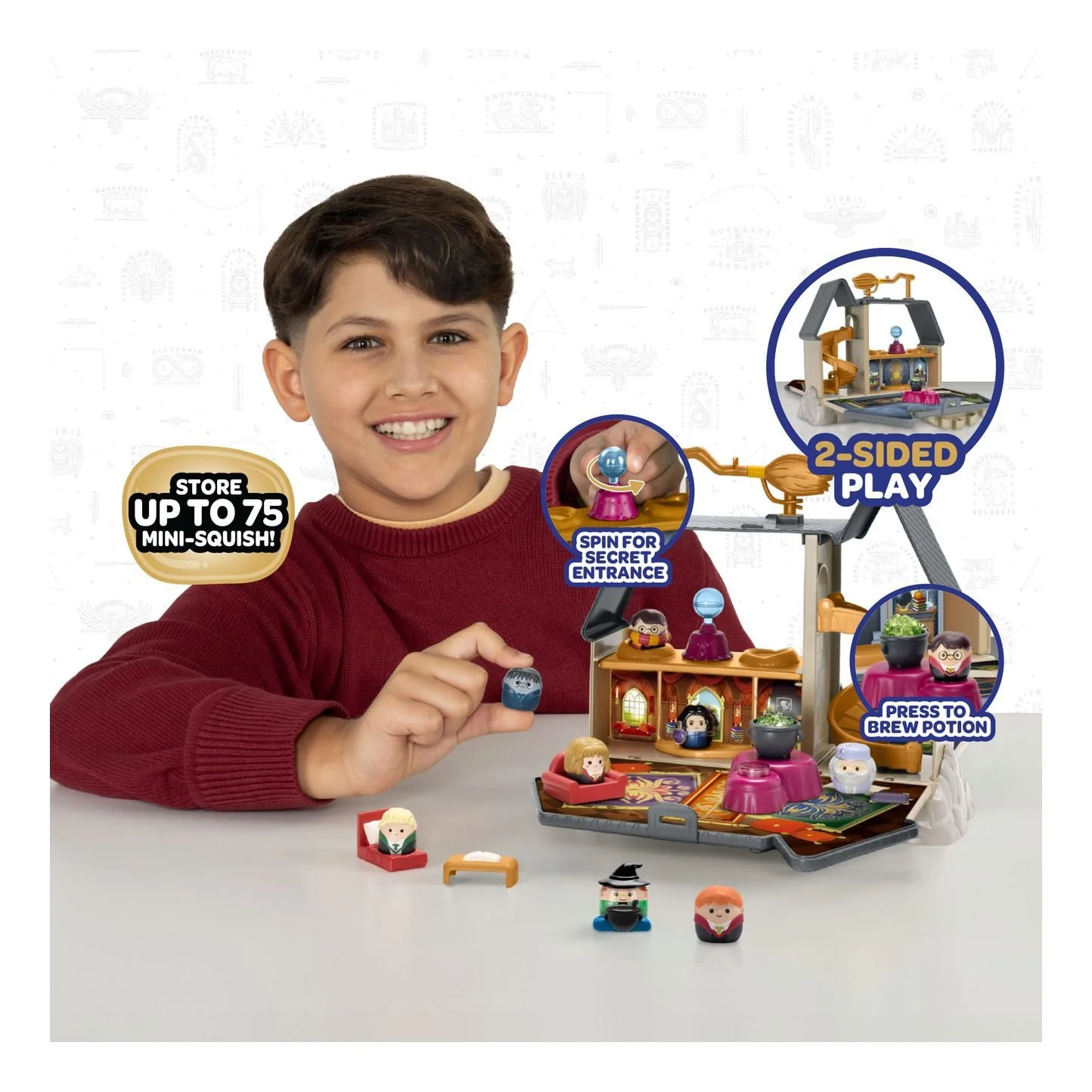 Squish-a-longs Harry Potter Hogwarts Castle Contents.jpg