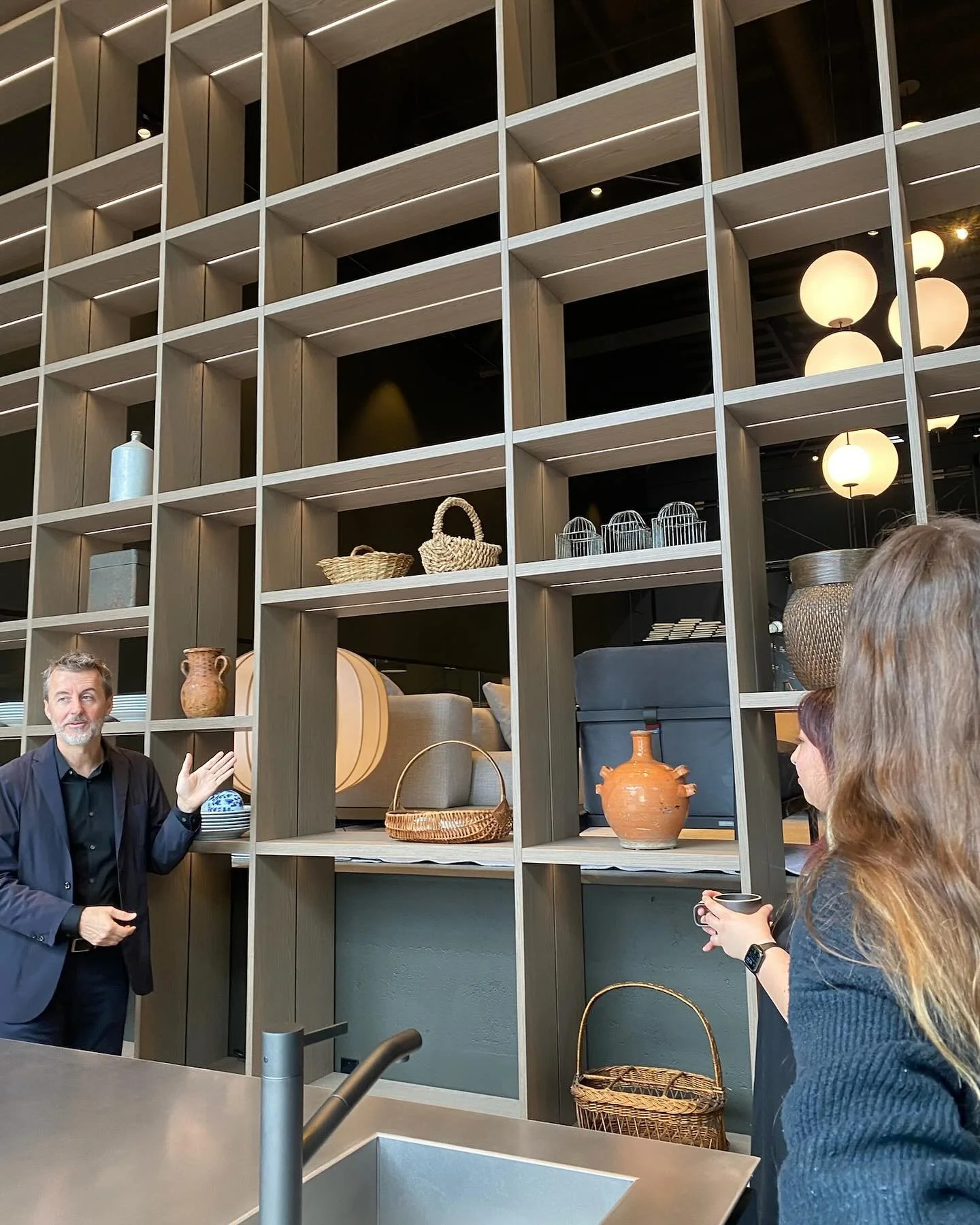 A big thank you to @flexformspa for giving us a tour of their new showroom and providing a delicious breakfast&mdash;what a great way to kick off the day! We loved learning more about their beautifully crafted, versatile pieces! We are honored to be 