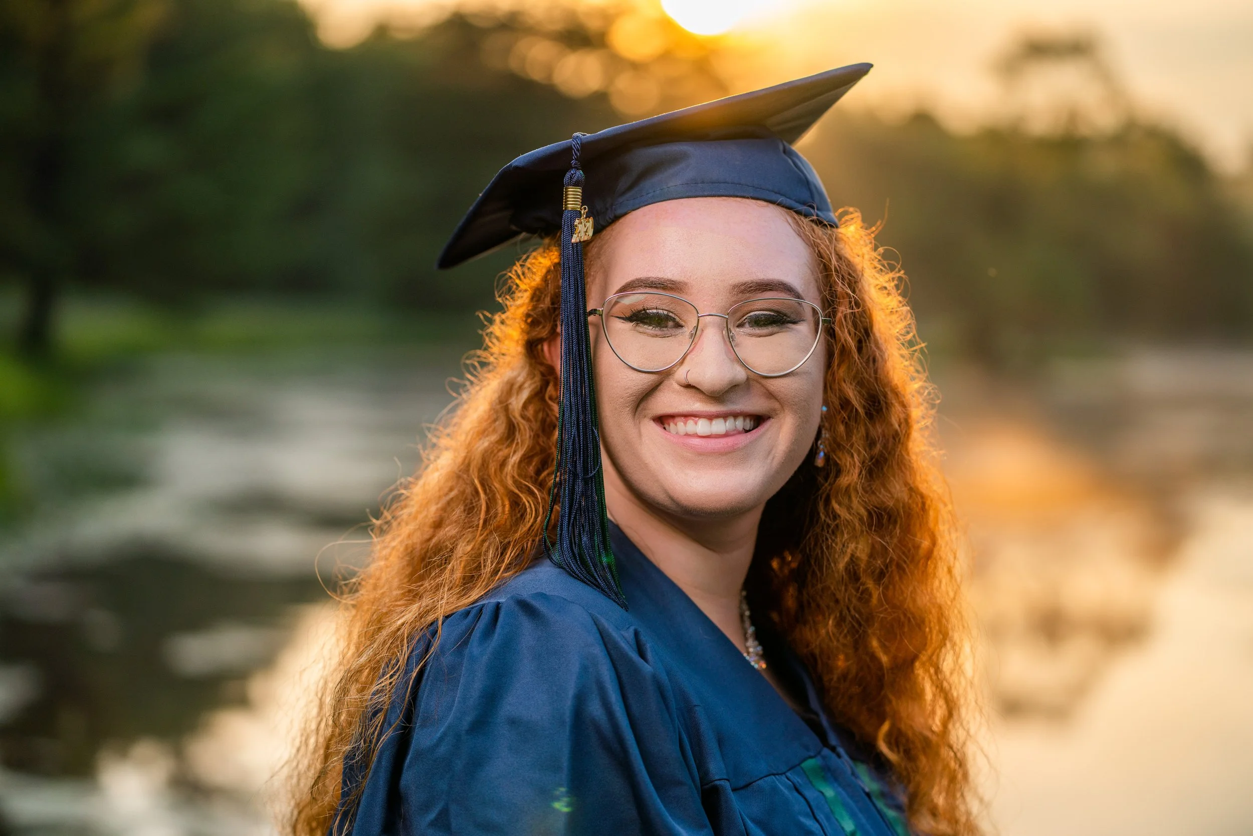class-of-2027-senior-portraits-rob-desmond.jpg
