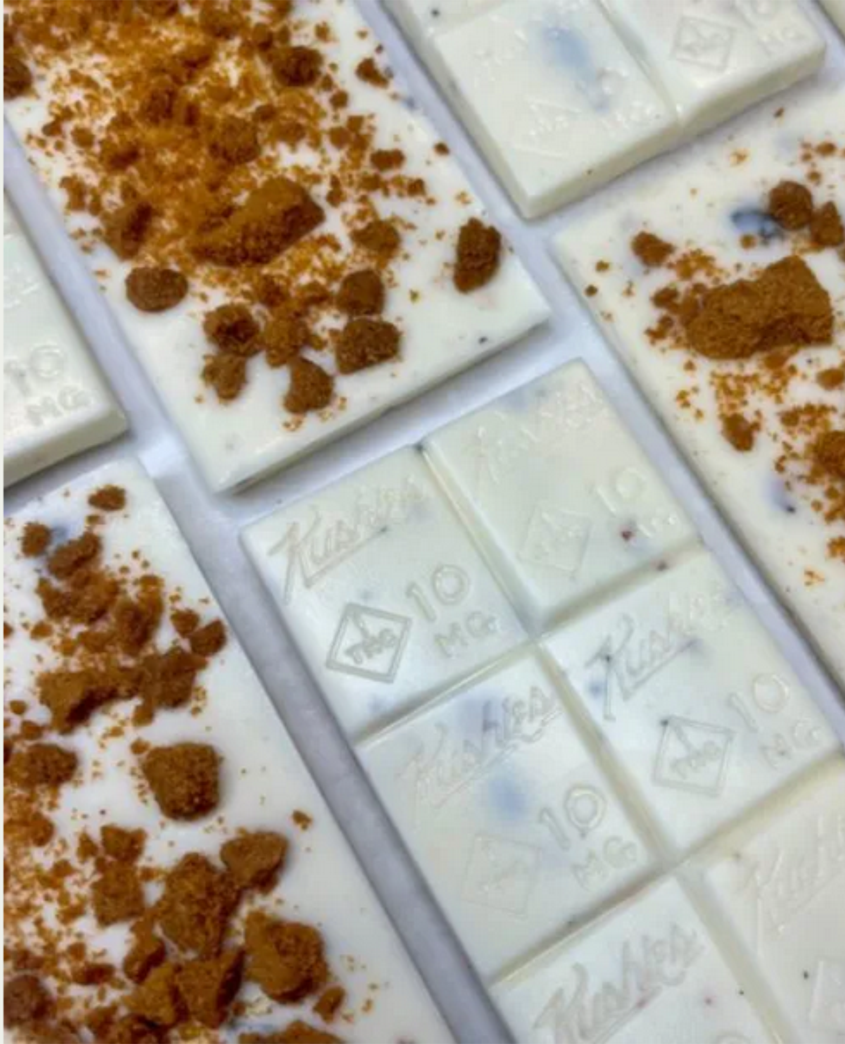 Kushies’ Blueberry Cheesecake Δ9 Chocolate Bar