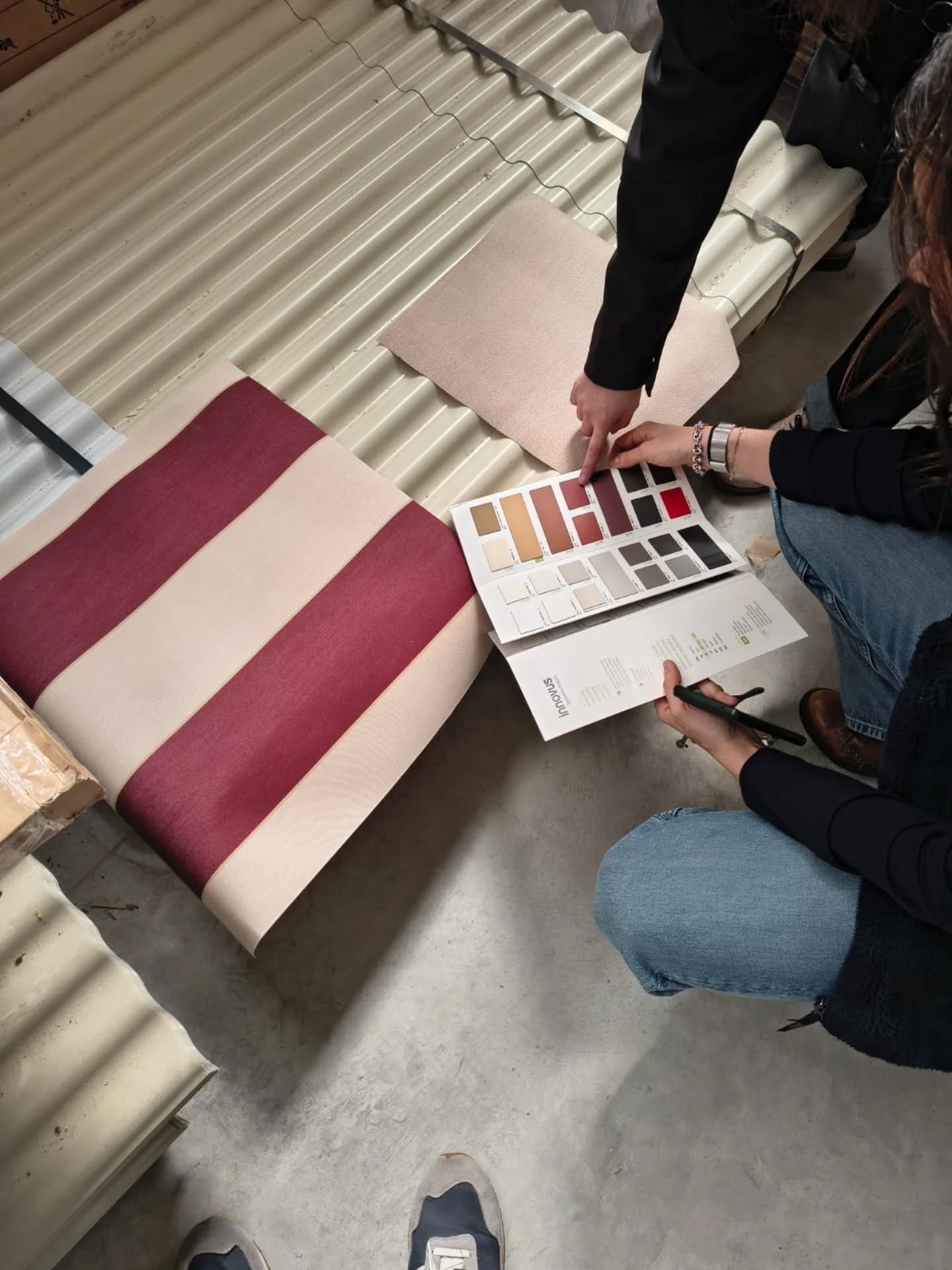 MARZO
31 d&iacute;as de trabajo y disfrute, viajes, familia y dise&ntilde;o. 

1-2 Prototipos para las Tiny Room 2.0 en @nomatinyhouse
3- Disfrutar de la conferencia de @_bear_architects en el ciclo Jam&oacute;n Jam&oacute;n del @coacatalunya y admir