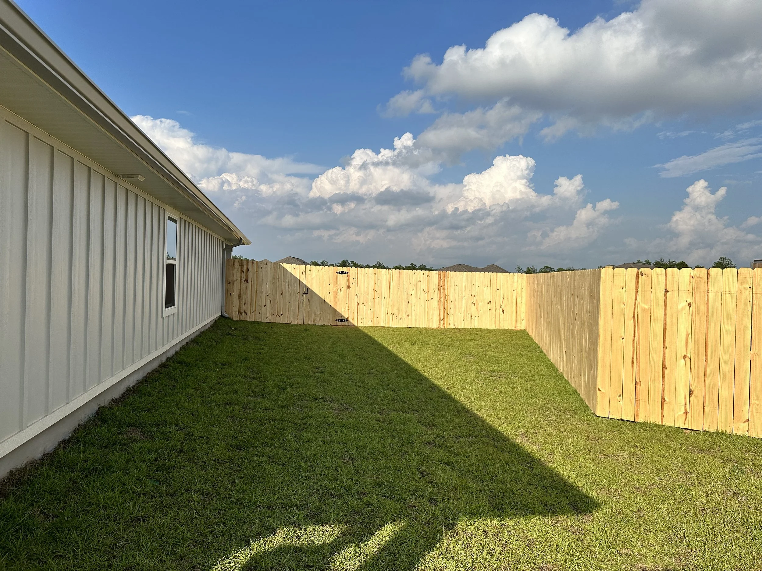 Privacy fence installed in Crestview FL for backyard privacy and security