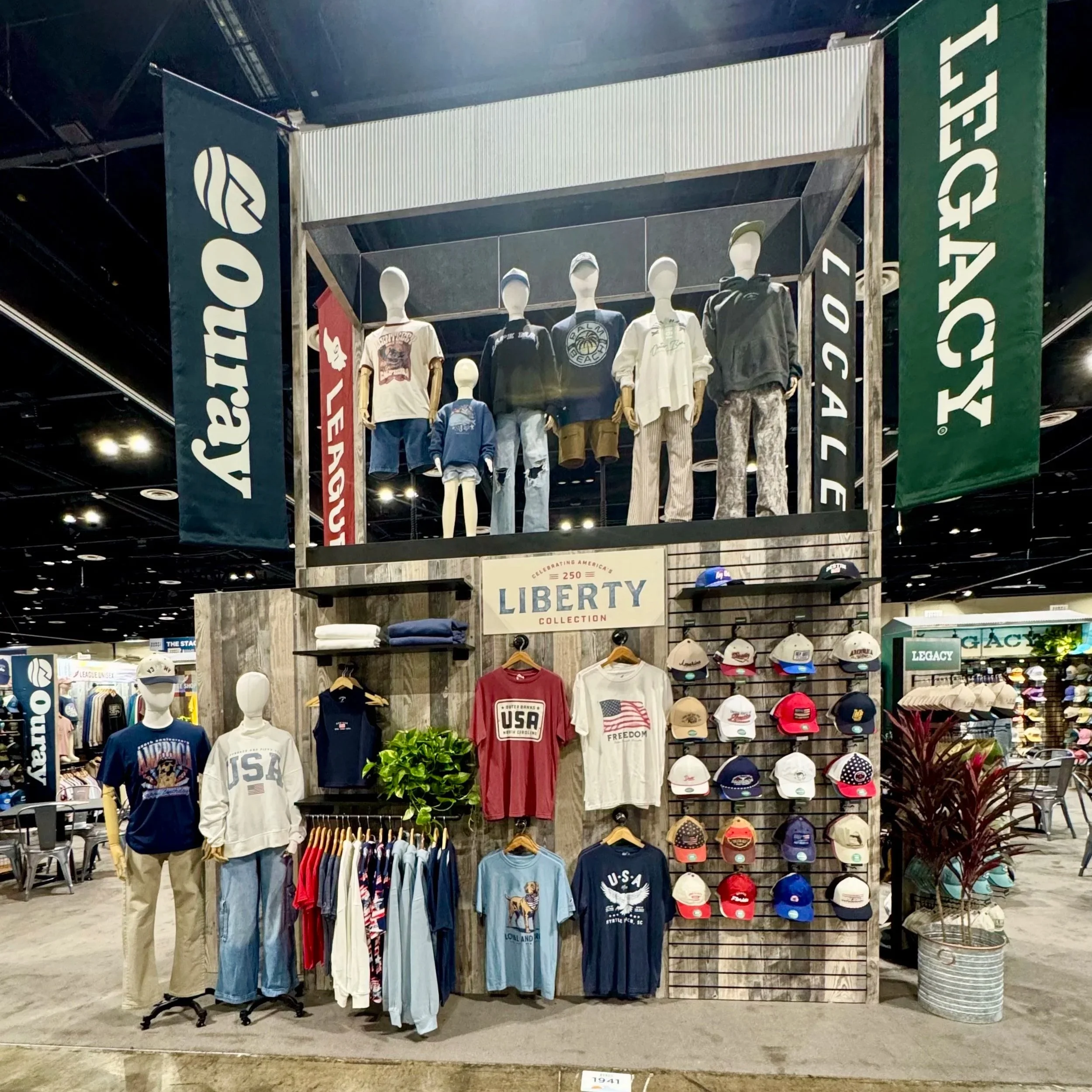 Custom trade show booth for apparel and headwear brand