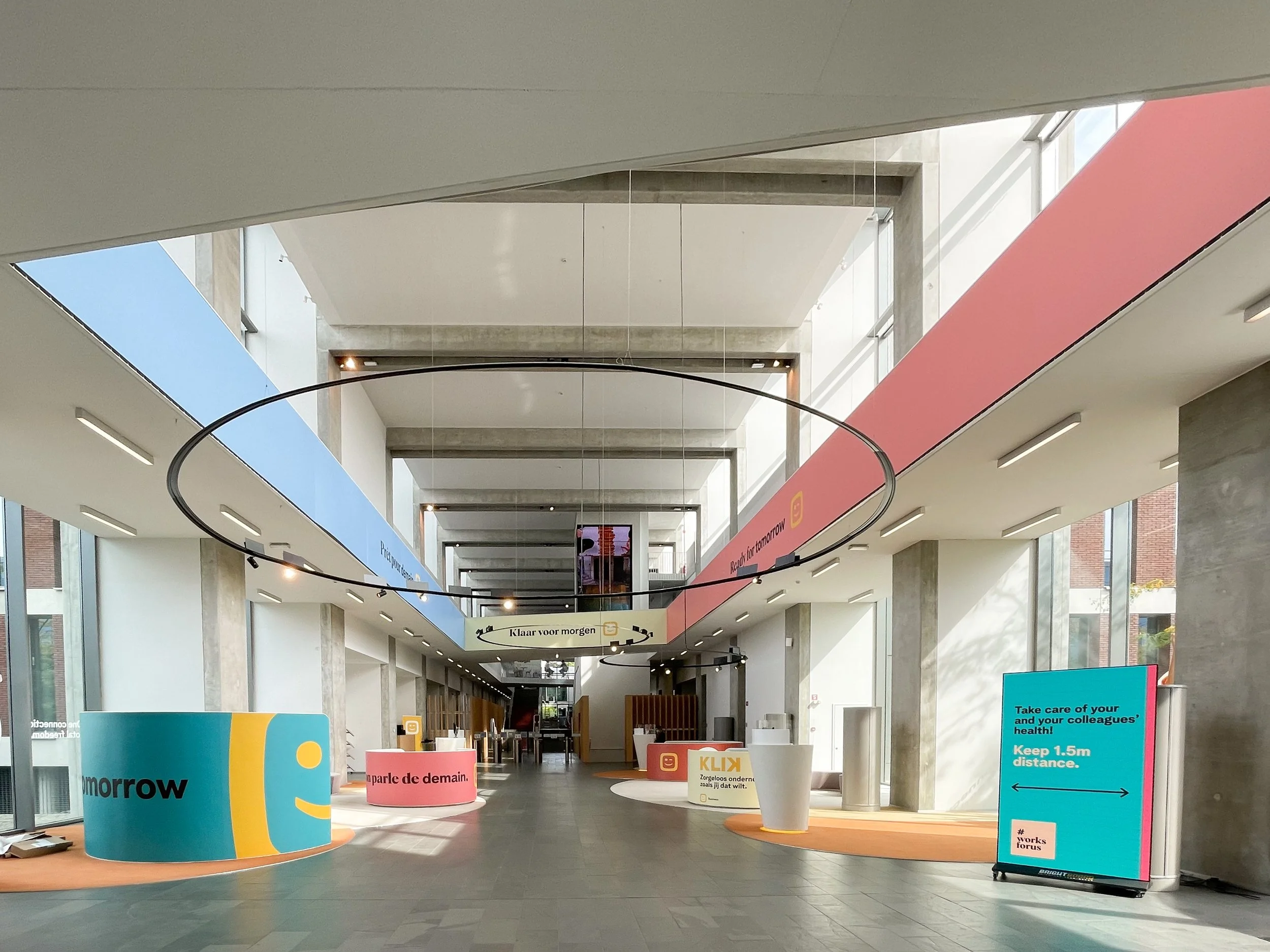 Telenet-Mechelen_inkomhal_01.jpg