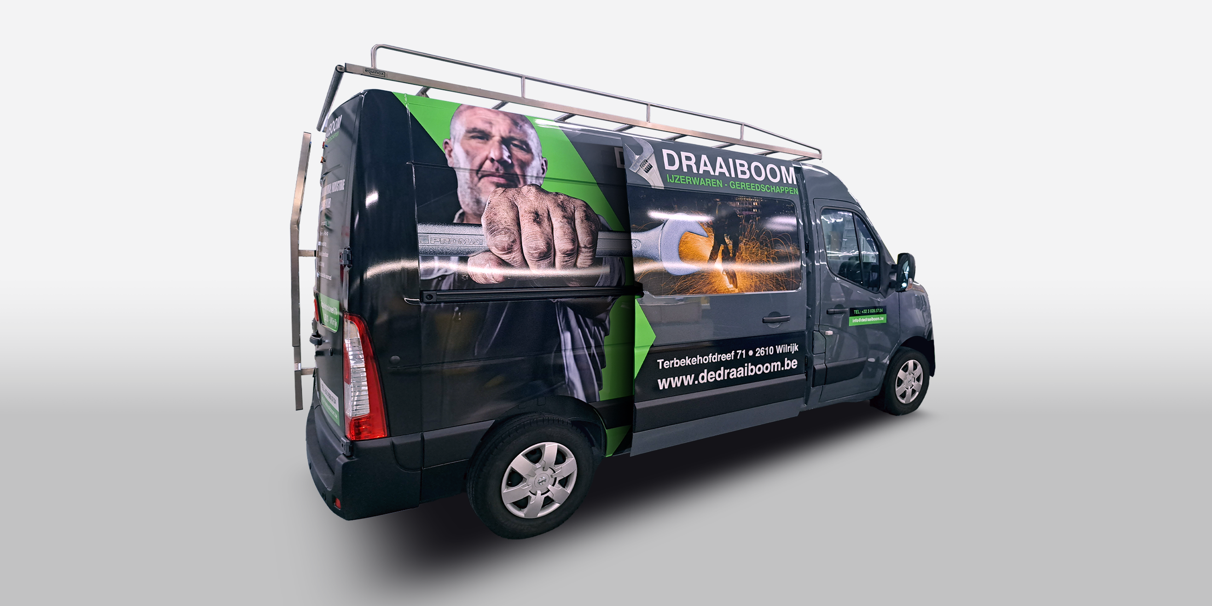 01_1250H_De-Draaiboom_Commercial_Vehicle_Van_Wrap_Design-_Open-Door_3-4_v2.png