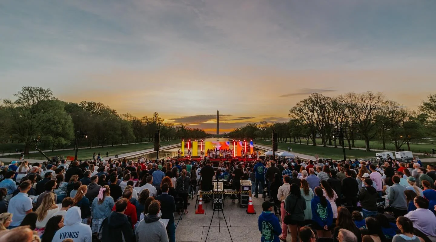 Moments we&rsquo;ll cherish forever from this year&rsquo;s Easter Sunrise at the Lincoln Memorial ☀️

To everyone who came near and far, we hope this beautiful morning was a reminder of the renewed hope we have in a risen Savior.

Happy Easter! ✝️