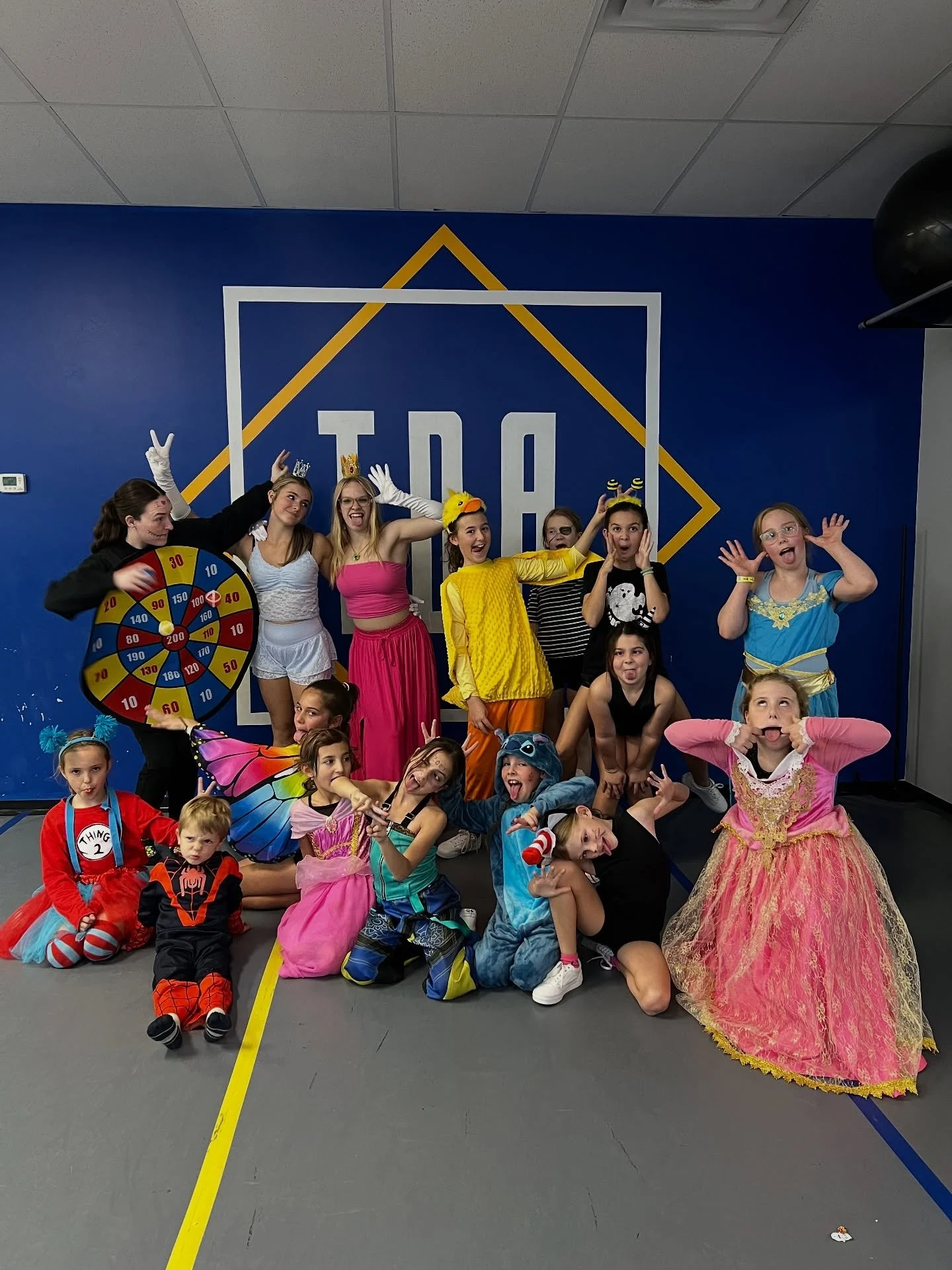 Last week was our Halloween week! We loved seeing everyone&rsquo;s amazing costumes and playing some fun games together! 🧡👻🍂 #halloween #costume #dance #dancers #dancefamily #taylorsdanceacademy #tda #tdaszn9 #recreationaldance #competitivedance