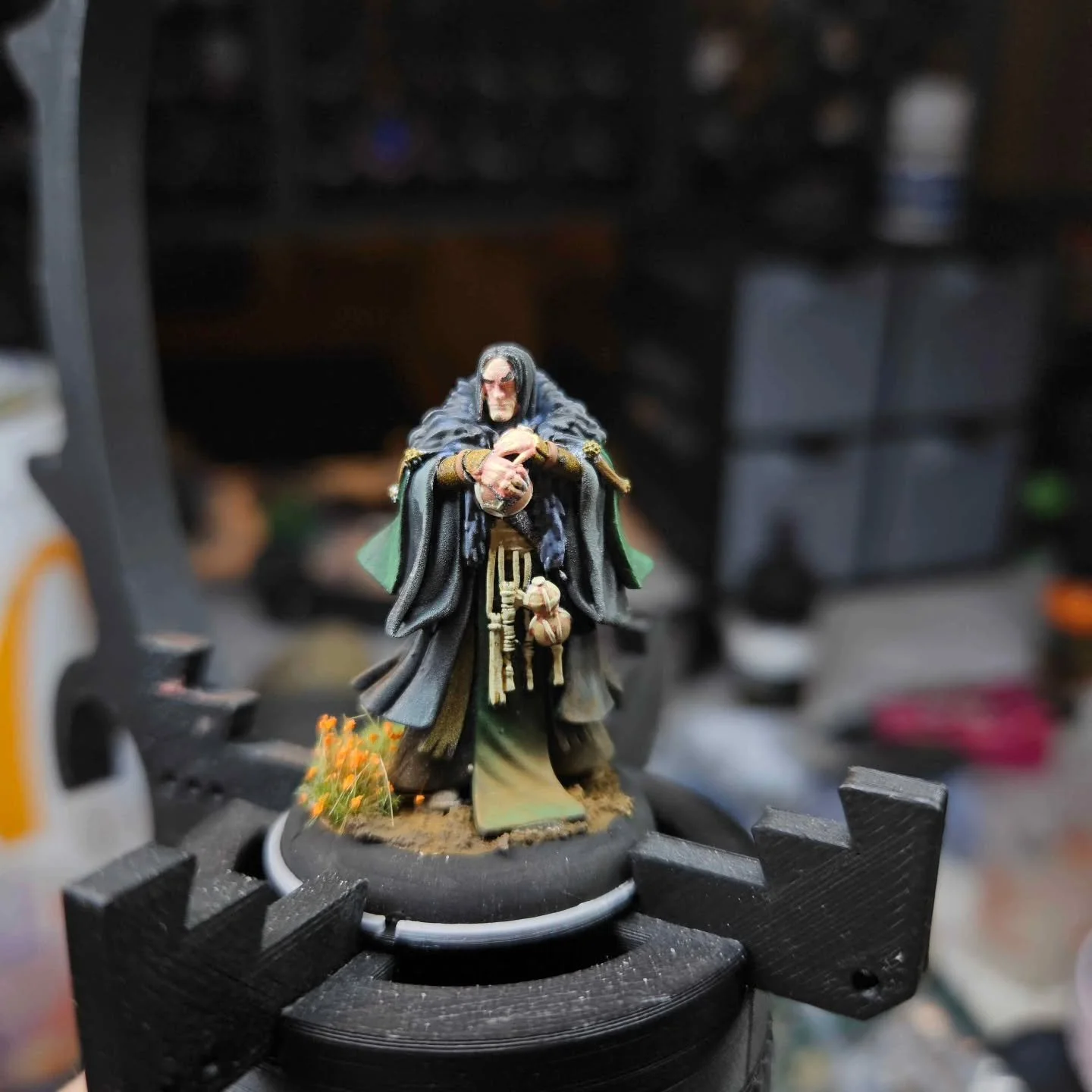 Heute gibt's mal wieder einen bunten Mix!
.
.
.
.
.
.
#Warhammer #warhammer40k #forgeworld #gamesworkshop #paintingwarhammer #miniaturepainting #miniatures #mini #rosenheim #rtc #painting #bushidorisensun