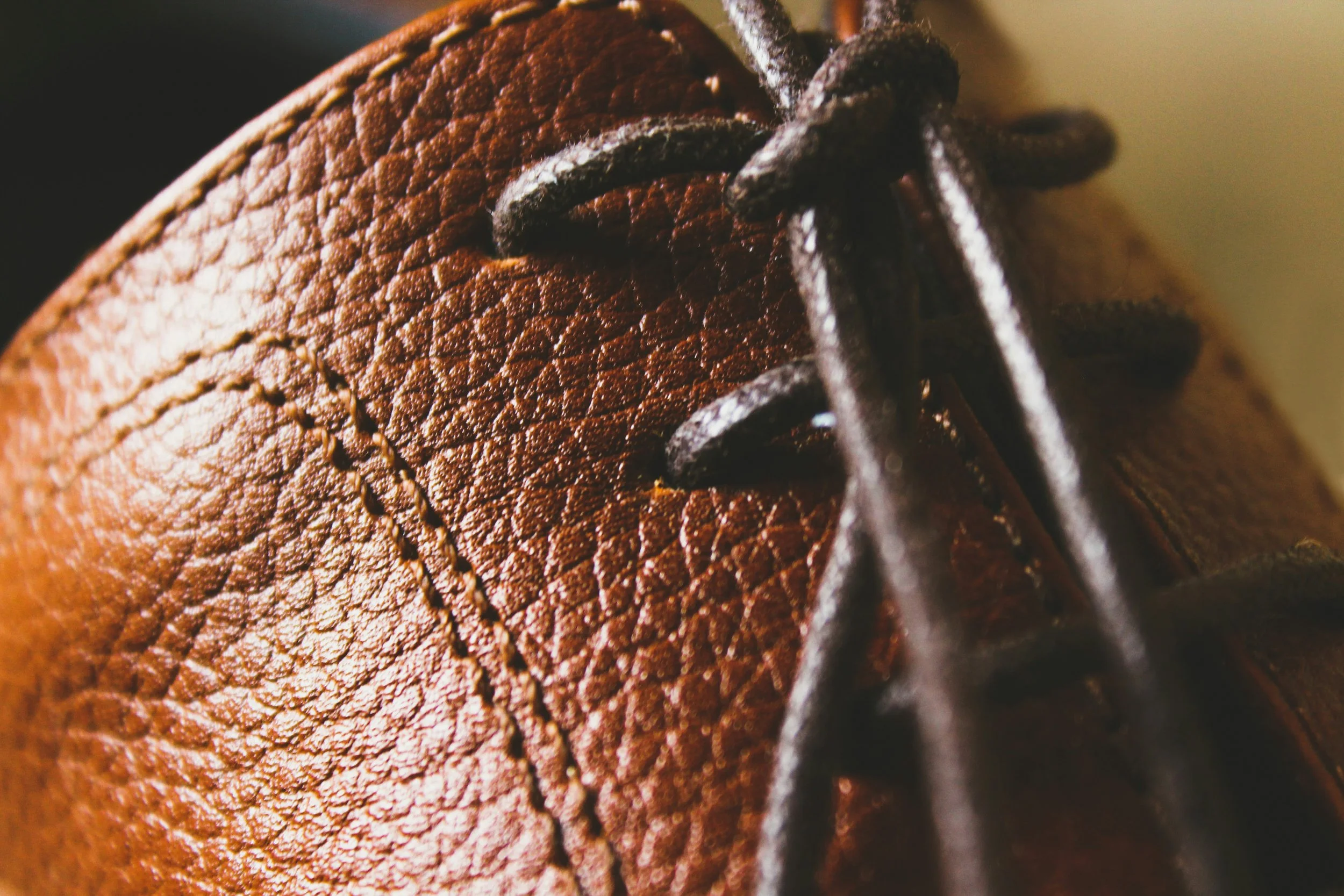 Best Barefoot Shoes for Work and Business (2026 Guide)