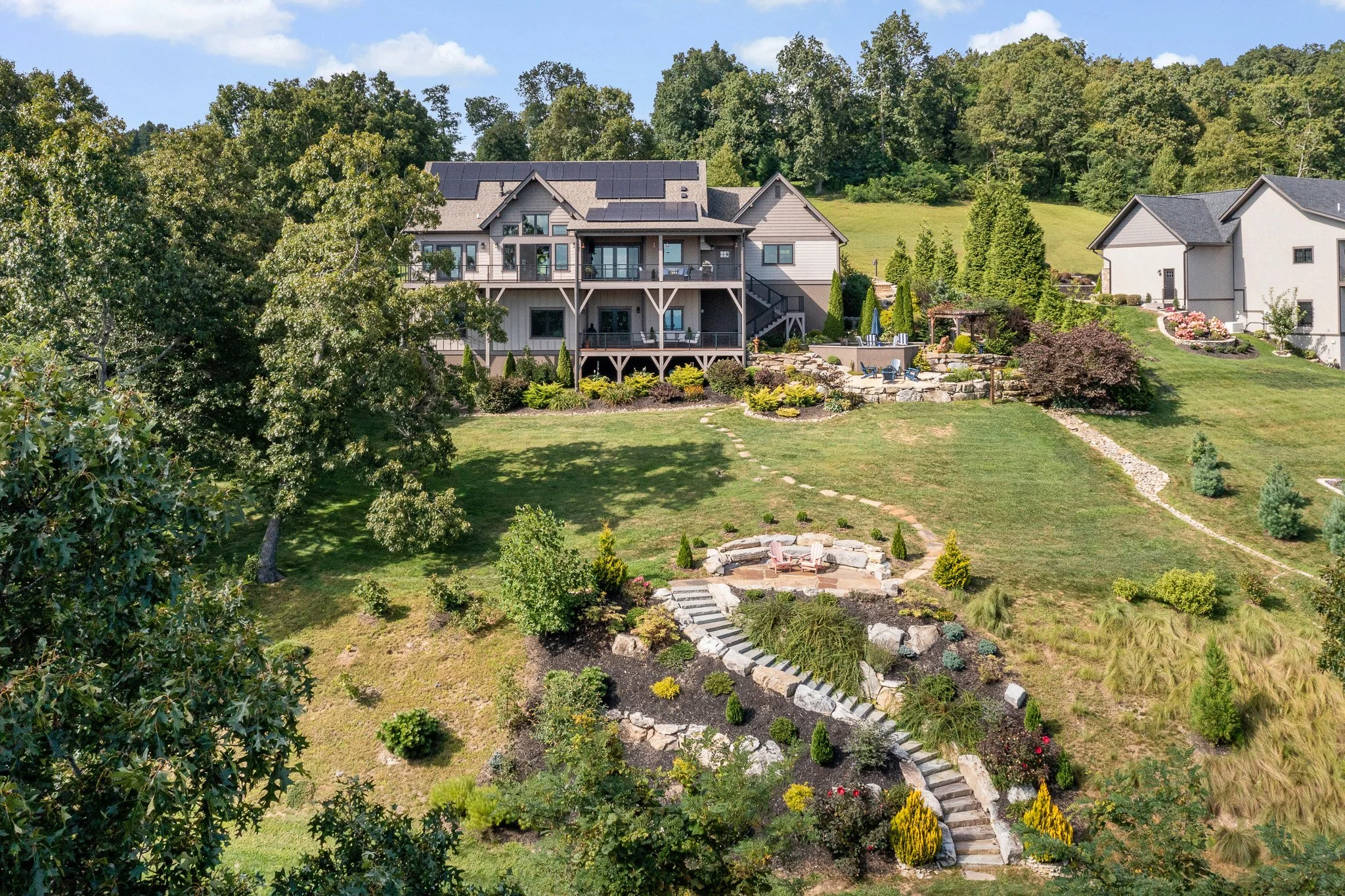 320 Summerset Dr-print-038-044-Back of House-4200x2798-300dpi.jpg