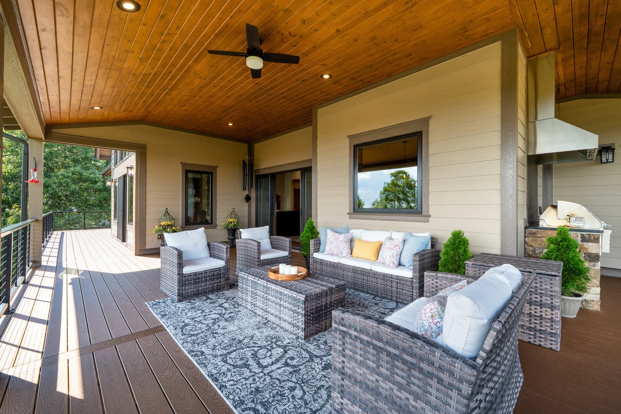 41 - 320 Summerset Drive - Real Estate Photography - MLS Size - Skywalker Air.jpg