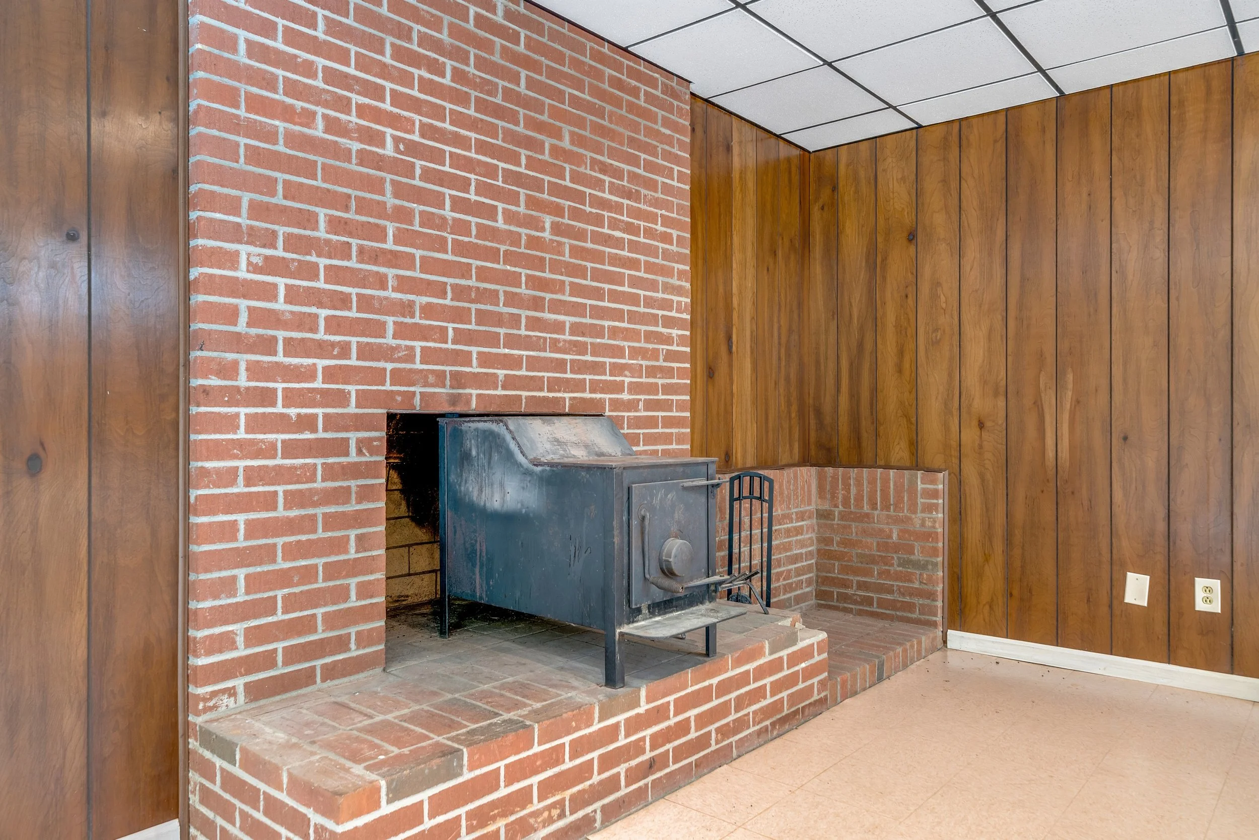 40 - 63 Pinecroft Rd - Interior - Real Estate Photography- Skywalker Air .jpeg