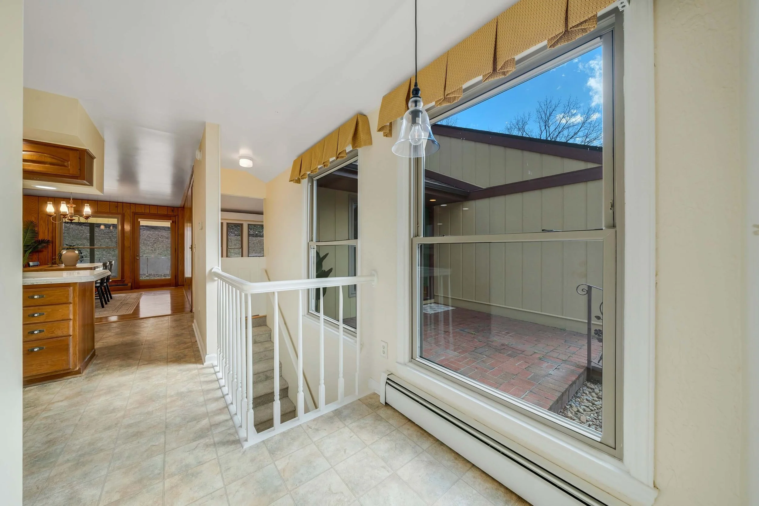 15 - 63 Pinecroft Rd - Interior - Real Estate Photography- Skywalker Air .jpeg