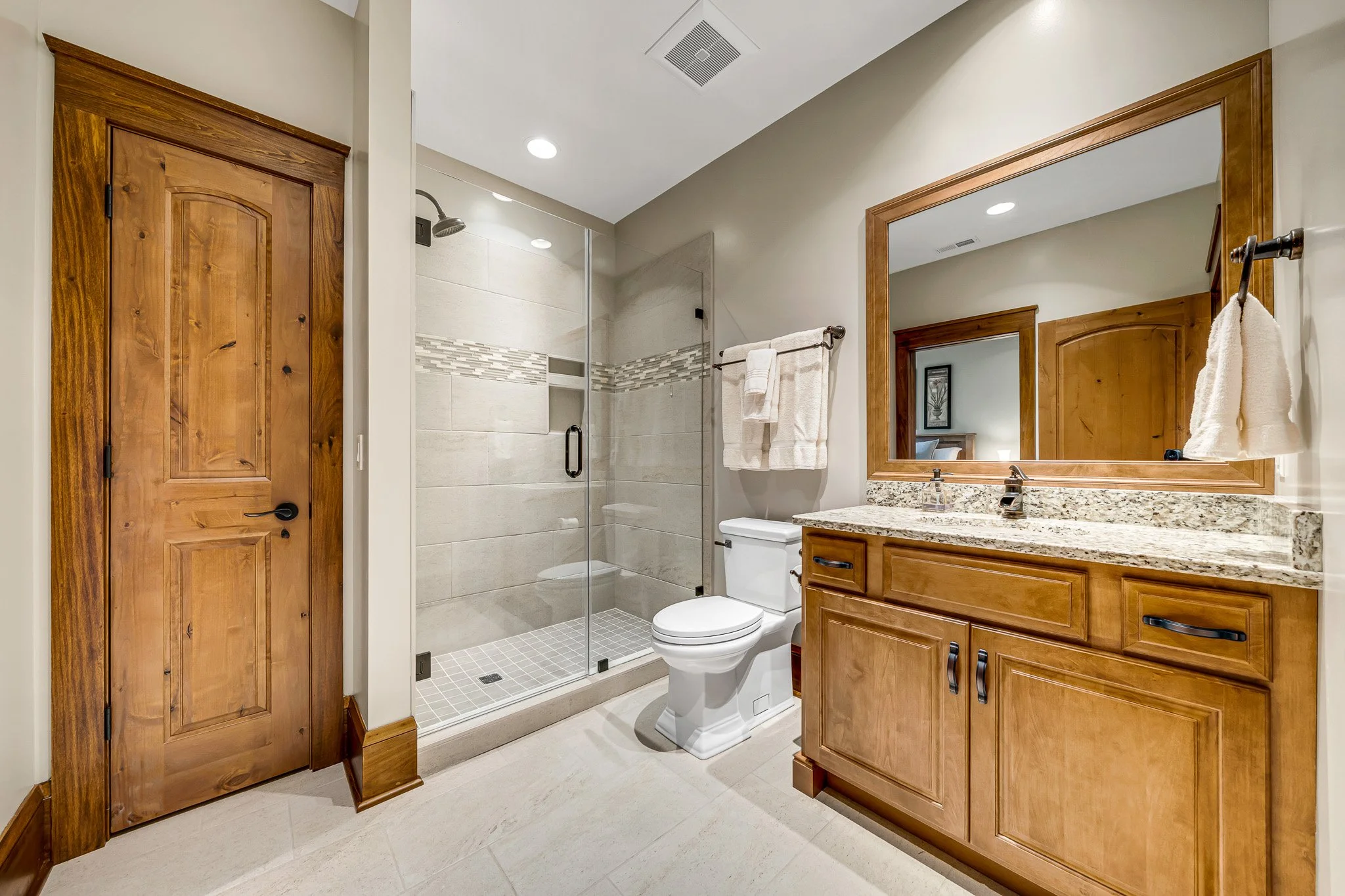 68 - 320 Summerset Drive - Real Estate Photography - MLS Size - Skywalker Air.jpg