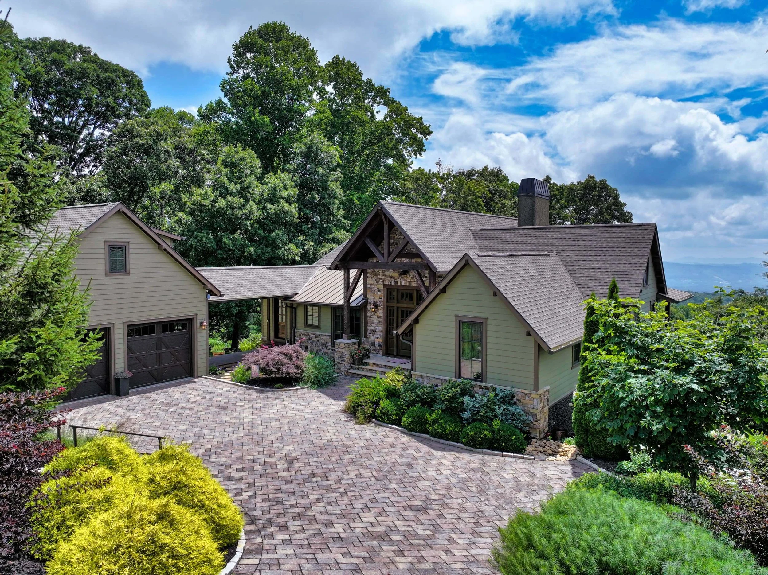 2 - Aerial - 84 Meadow Top Lane -ashton-peters-realtor-sold-grand-highlands-hendersonville-luxury-home.jpg