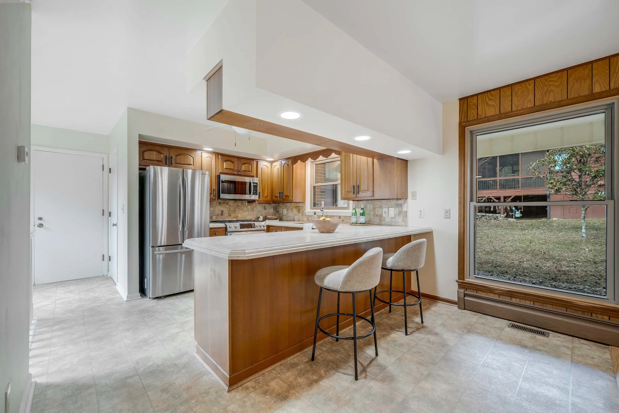 7 - 63 Pinecroft Rd - Interior - Real Estate Photography- Skywalker Air .jpeg