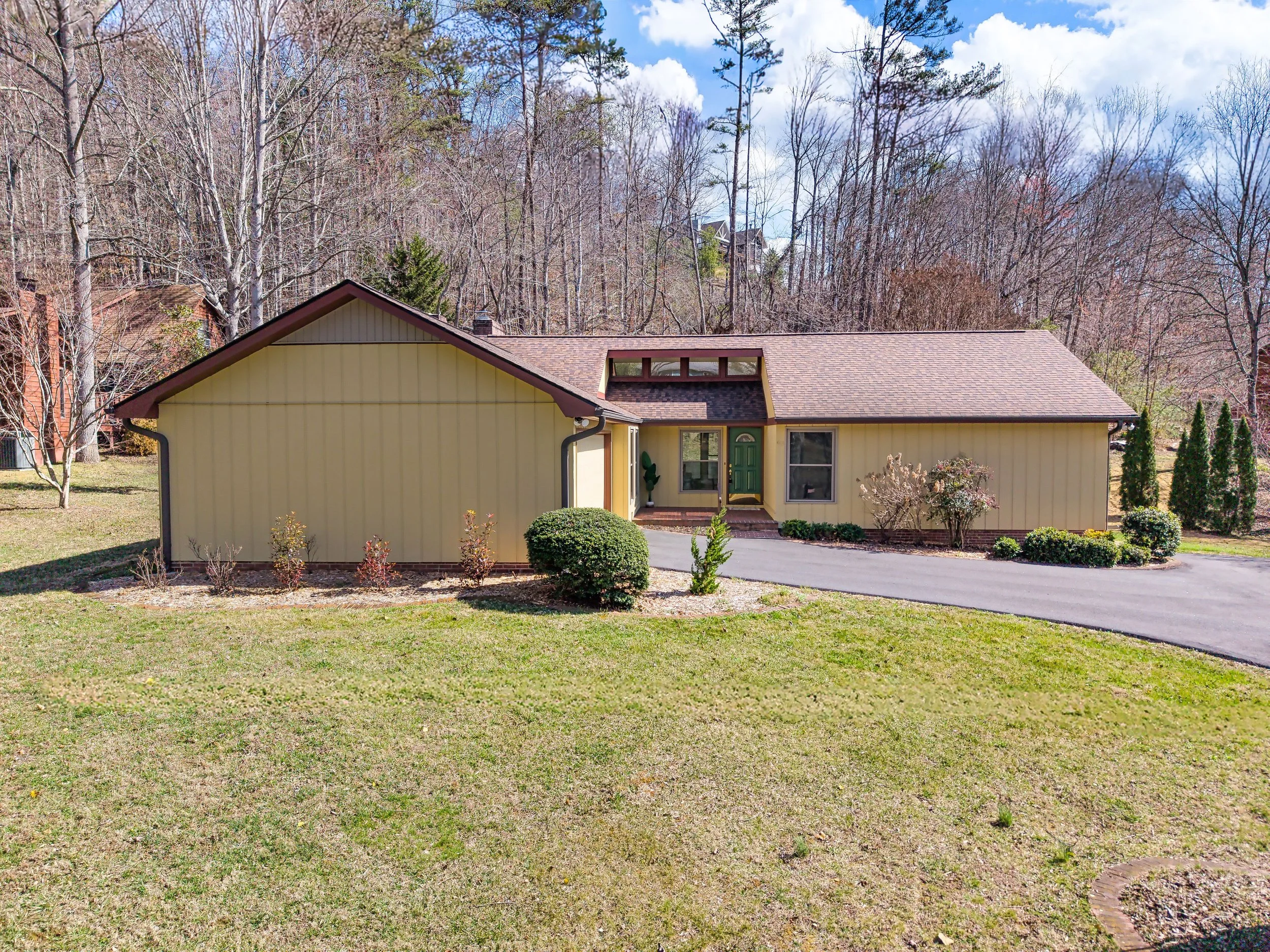 4---63-Pinecroft-Rd---Drone-and-Exterior---Real-Estate-Photography--Skywalker-Air-.jpg