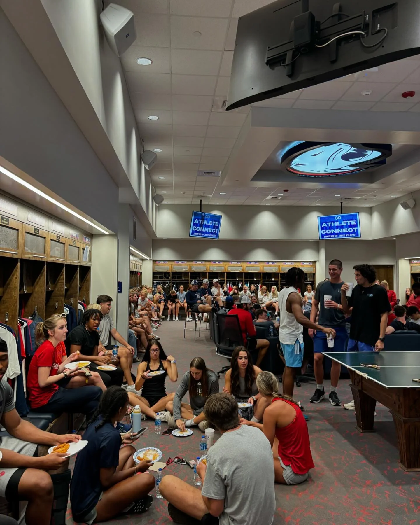Athlete Connect
What an awesome night! USA athletes from all across campus came together to connect with God and connect w others over food &amp; testimonies. 

&ldquo;I believe the message, &lsquo;You are more than an athlete&rsquo; is a very underr