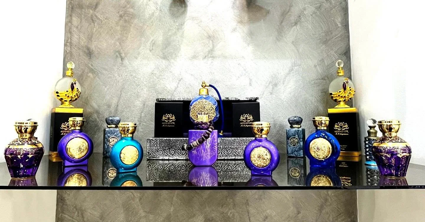 Elegance in every bottle ✨
AQUADOR perfumes&mdash;where luxury meets fragrance. Which one is your favorite? 💜💙💛
.
.
.
.
.
.
.
.
#aquador #luxuryperfume #perfumelovers #fragranceaddict #scentoftheday #perfumeoil #attar #perfumecollection #dubaifrag