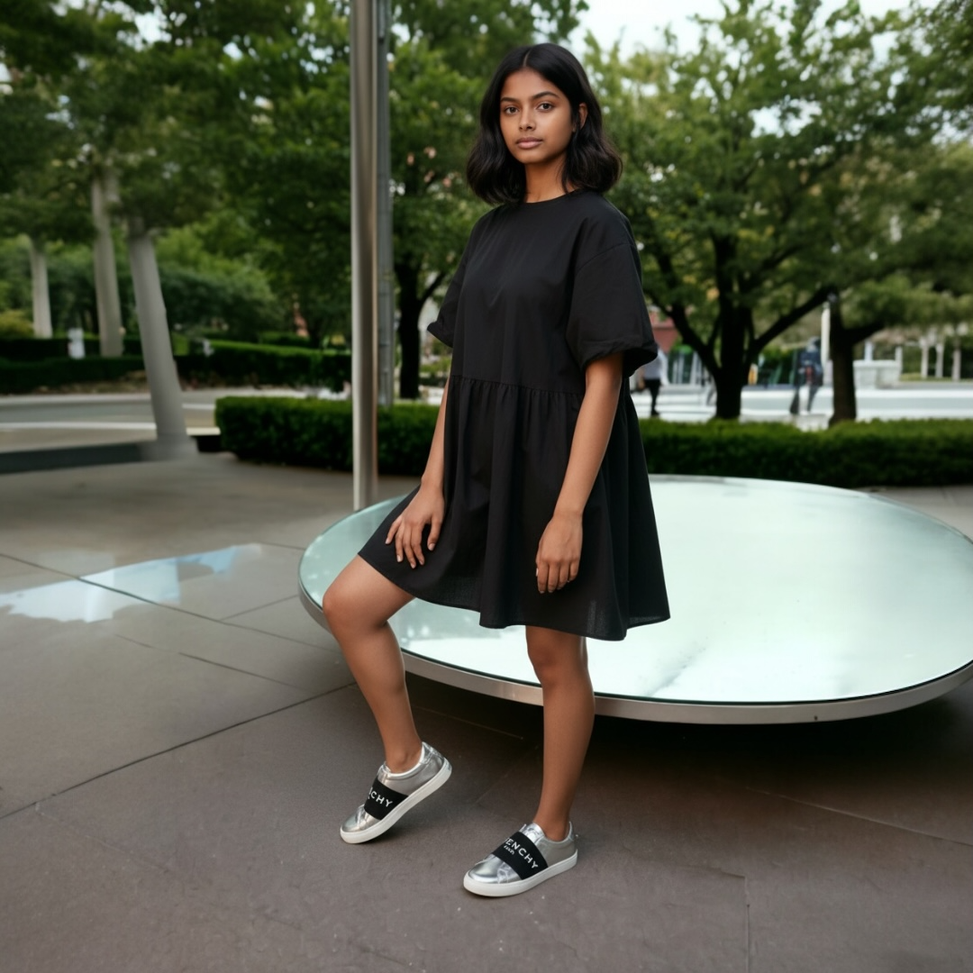 Givenchy Urban Street Logo Band Sneakers Size 36.5 (SRP $595) $329.00