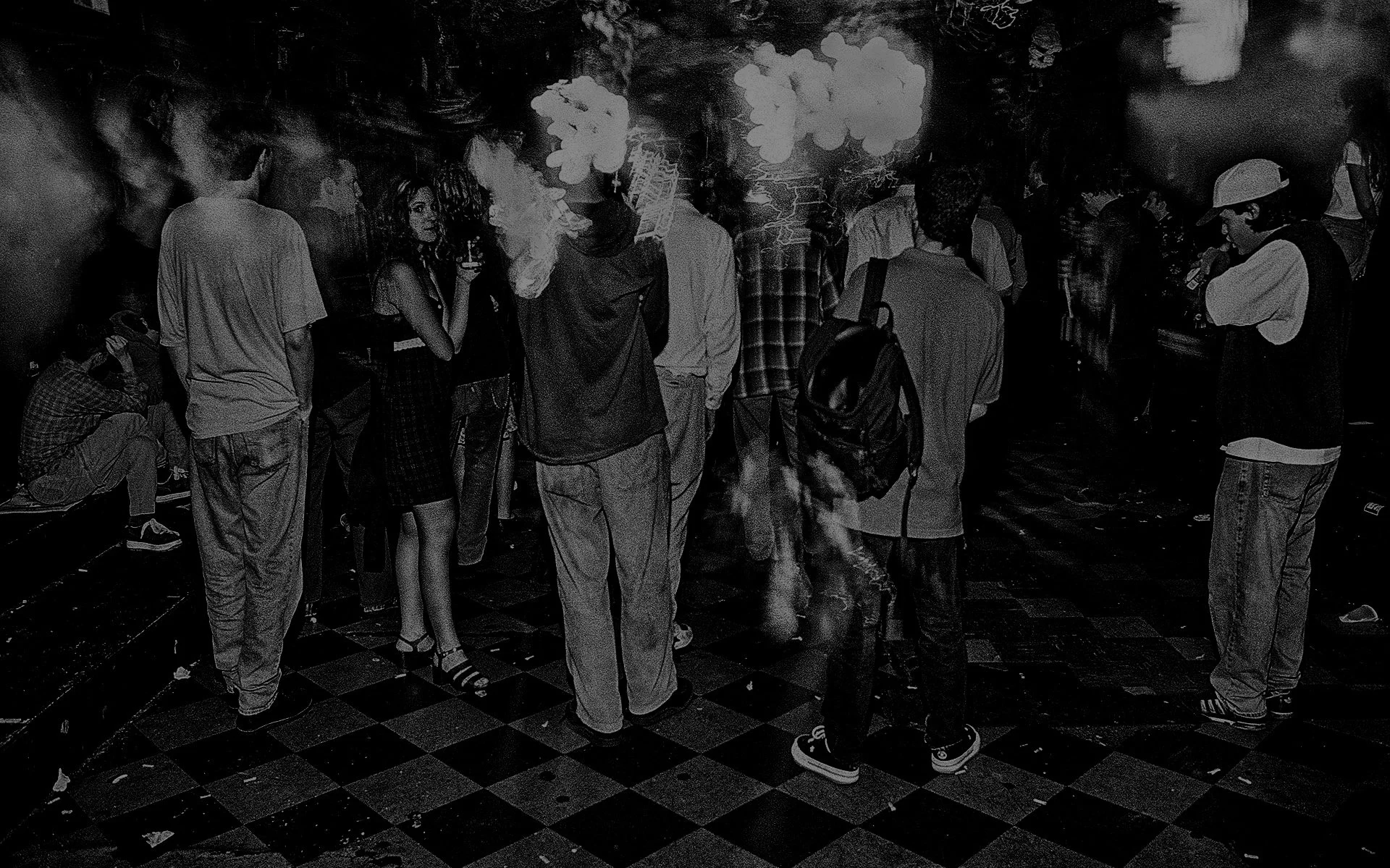 LA crowd for Laughing Bee site.jpg