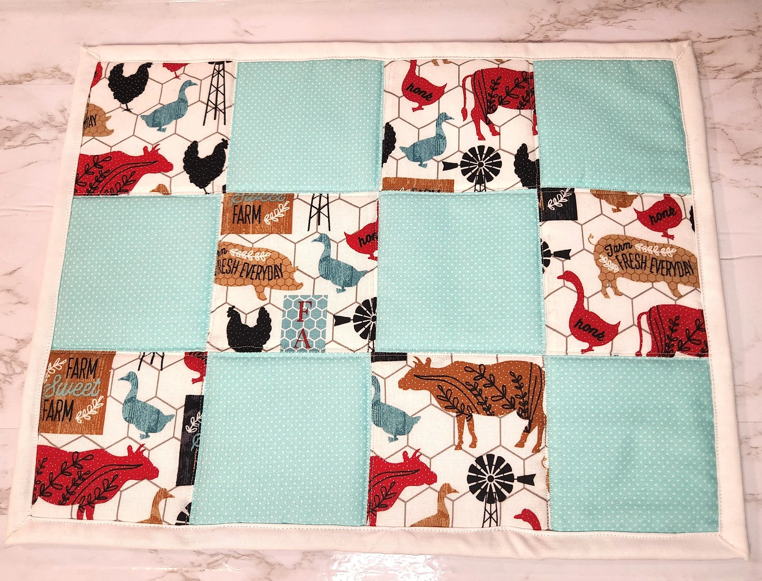 Farmhouse Charm Large Pot Holder