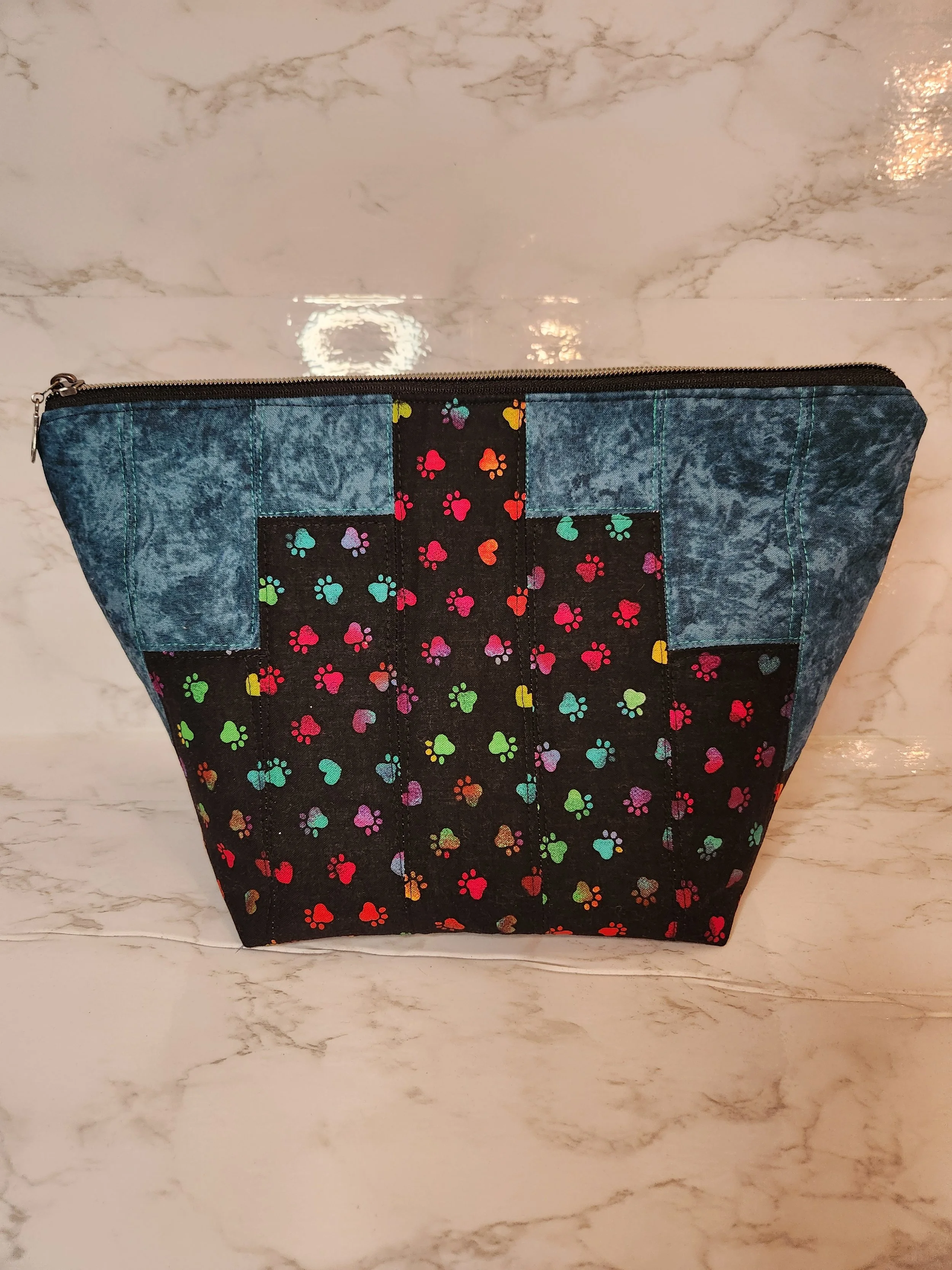 Quilted Multi-color Paw Print Jumbo Zipper Bag
