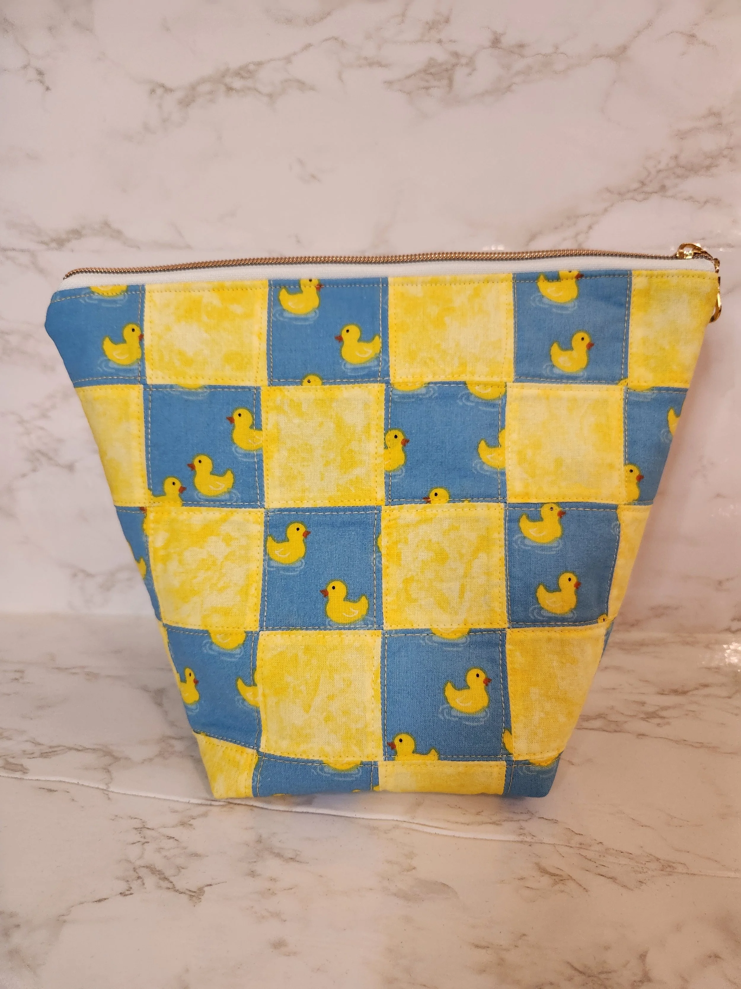 Cheerful Duck Large Zipper Bag