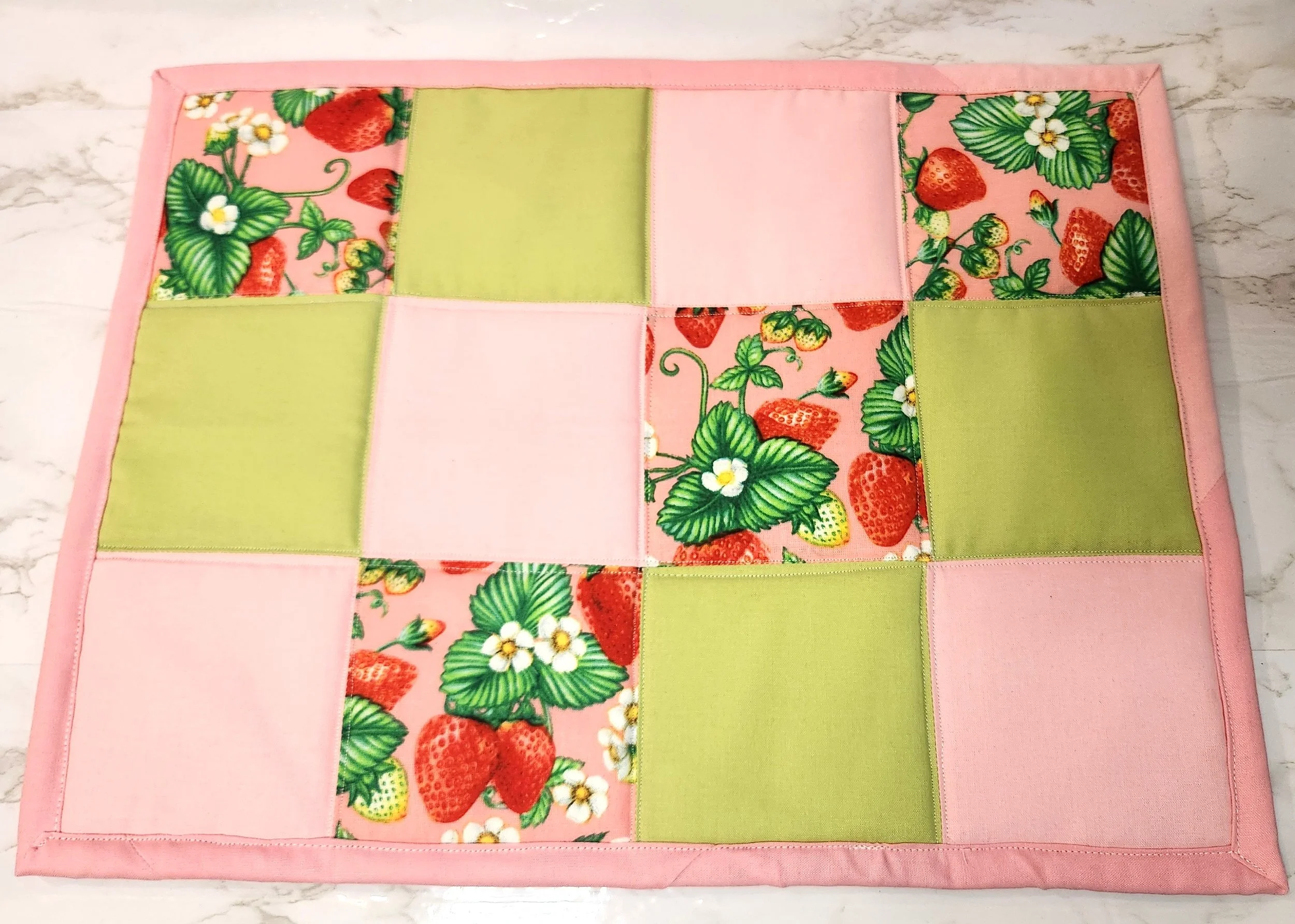 Strawberry Fields Oversized Pot Holder