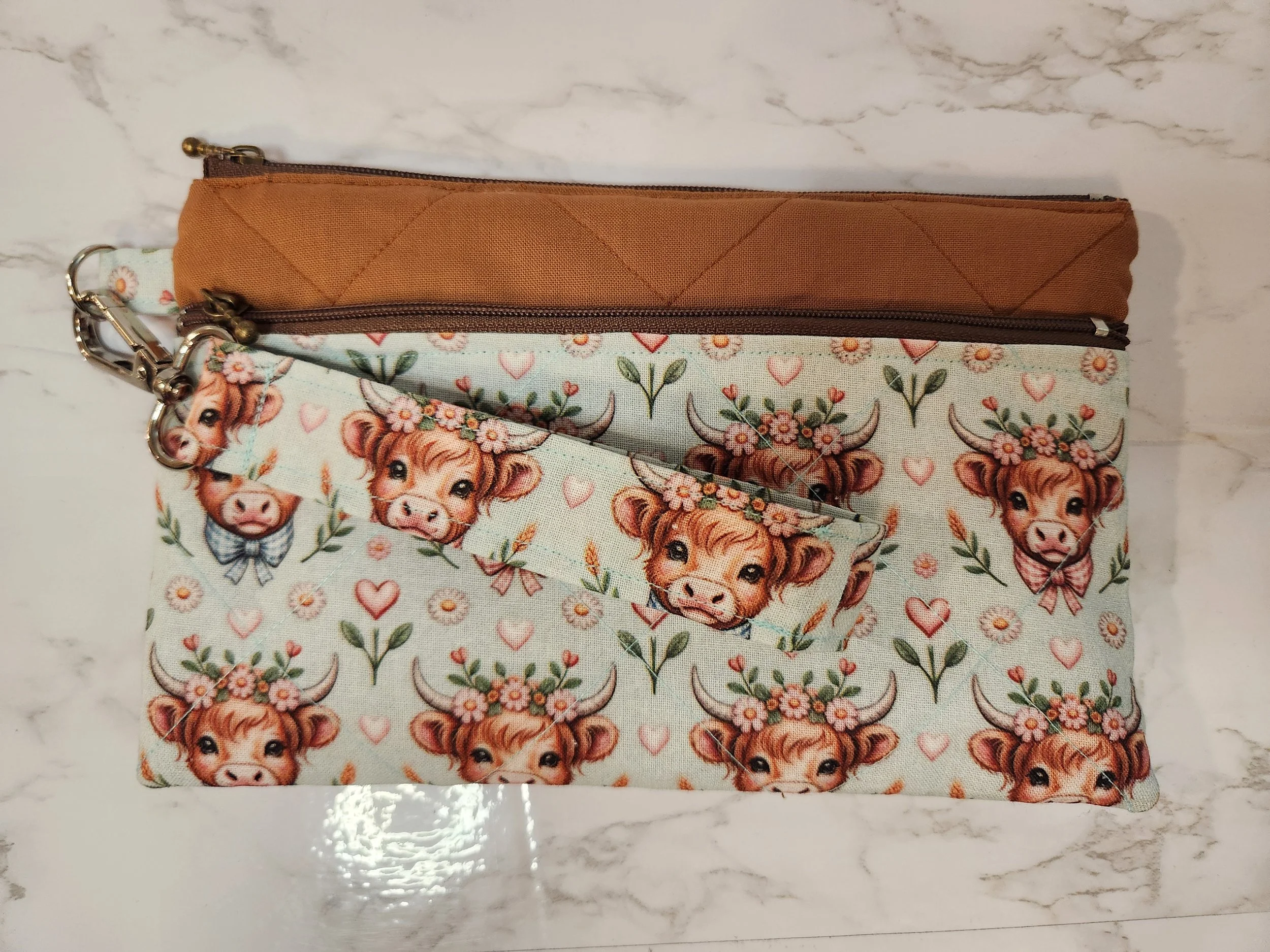 Charming Highland Cow Quilted Clutch Purse