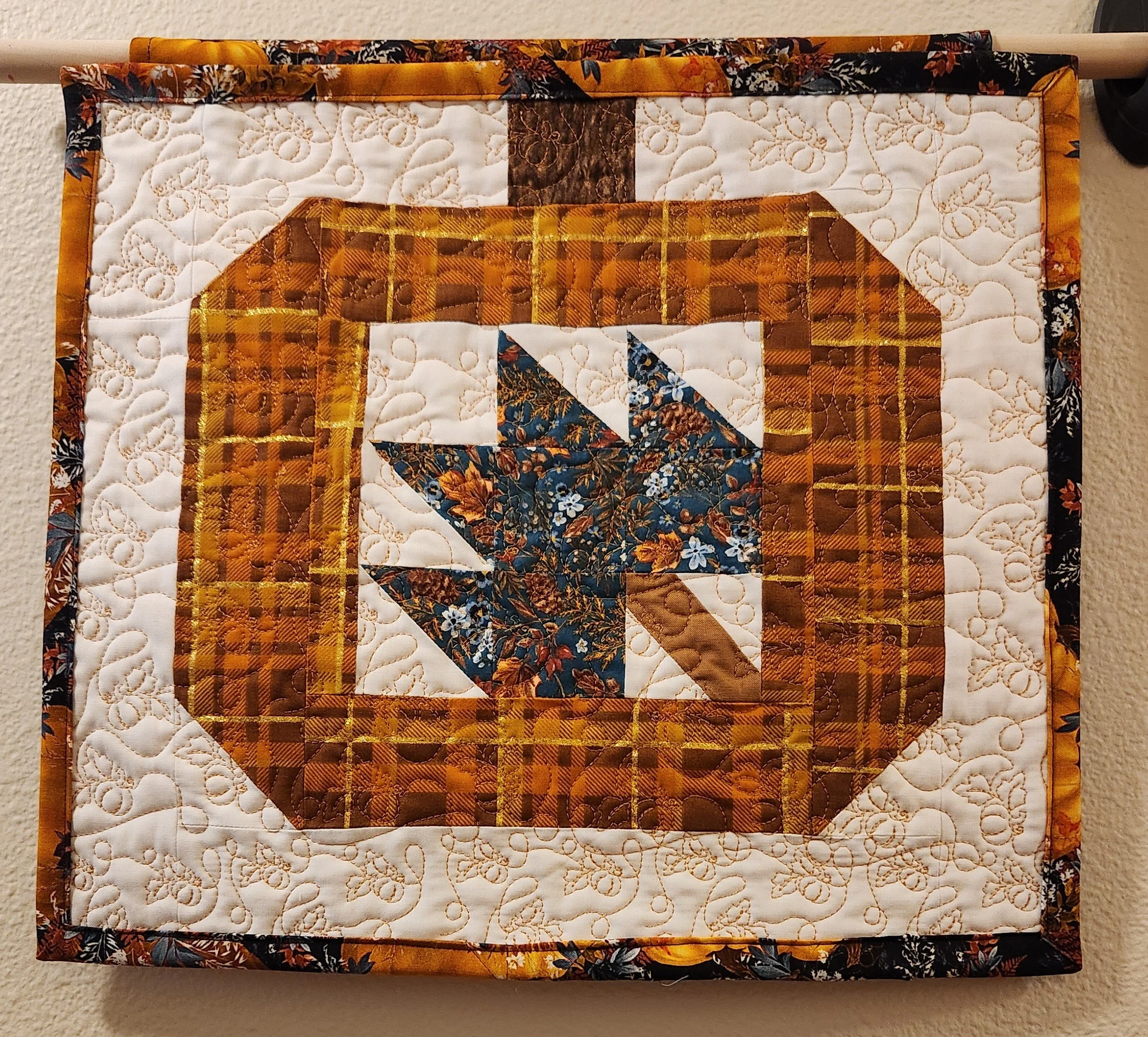 Cozy Autumn Pumpkin Quilted Wall Hanging