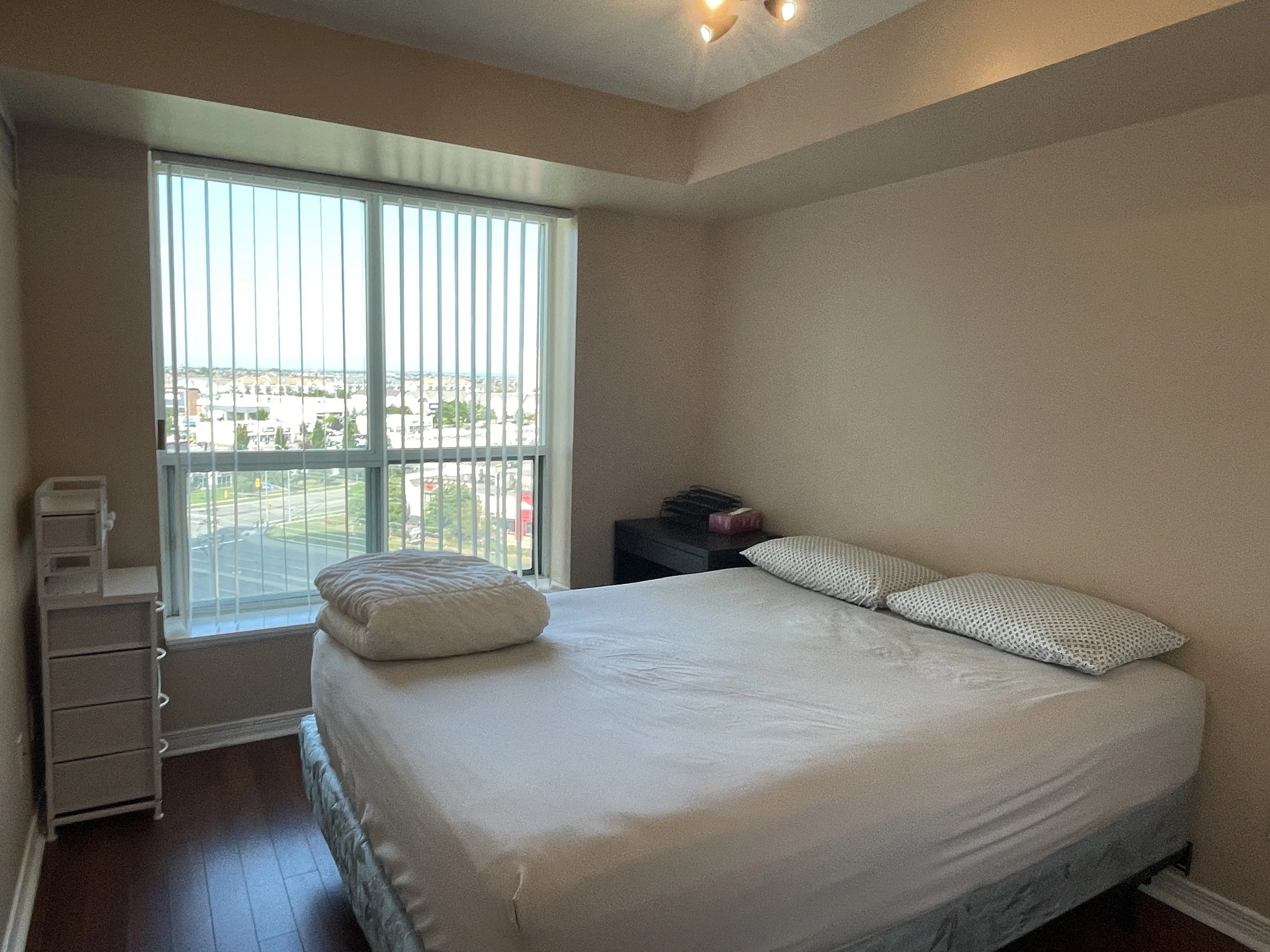 3_bed.JPG