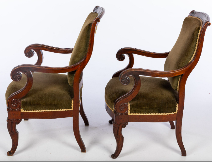 Louis-Philippe-armchairs.png