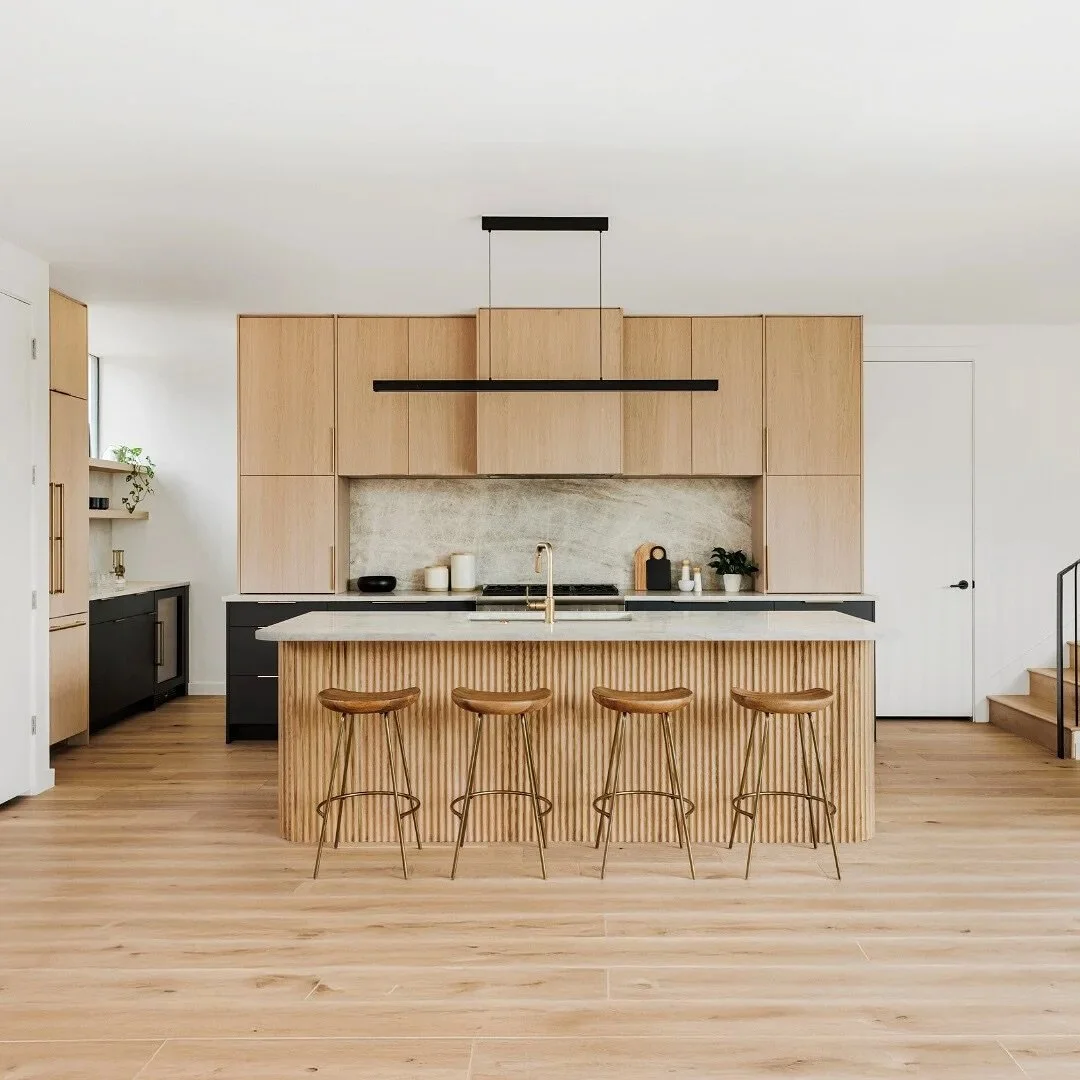 The Elizabeth Residence unfolds through spaces for gathering - a central kitchen, indoor dining, and an outdoor table by the pool. #ForsiteStudio

303 W Elizabeth Street
South Congress ATX, 78704
5 beds | 4 baths | 3288 sf / unit | Salt Water Pool
&b